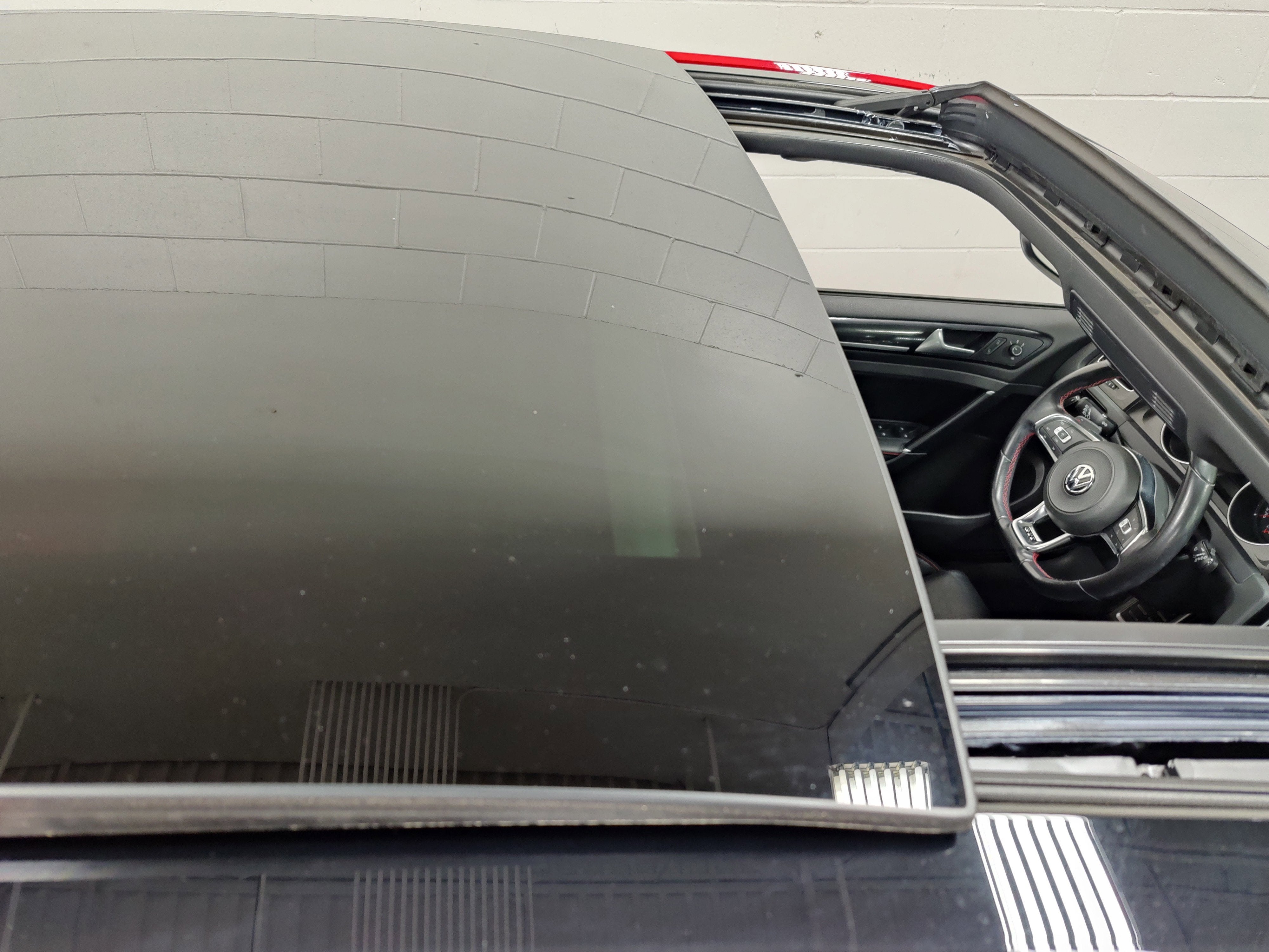 2017 Volkswagen Golf GTI Autobahn w/Performance Pkg/DCC/Sunroof