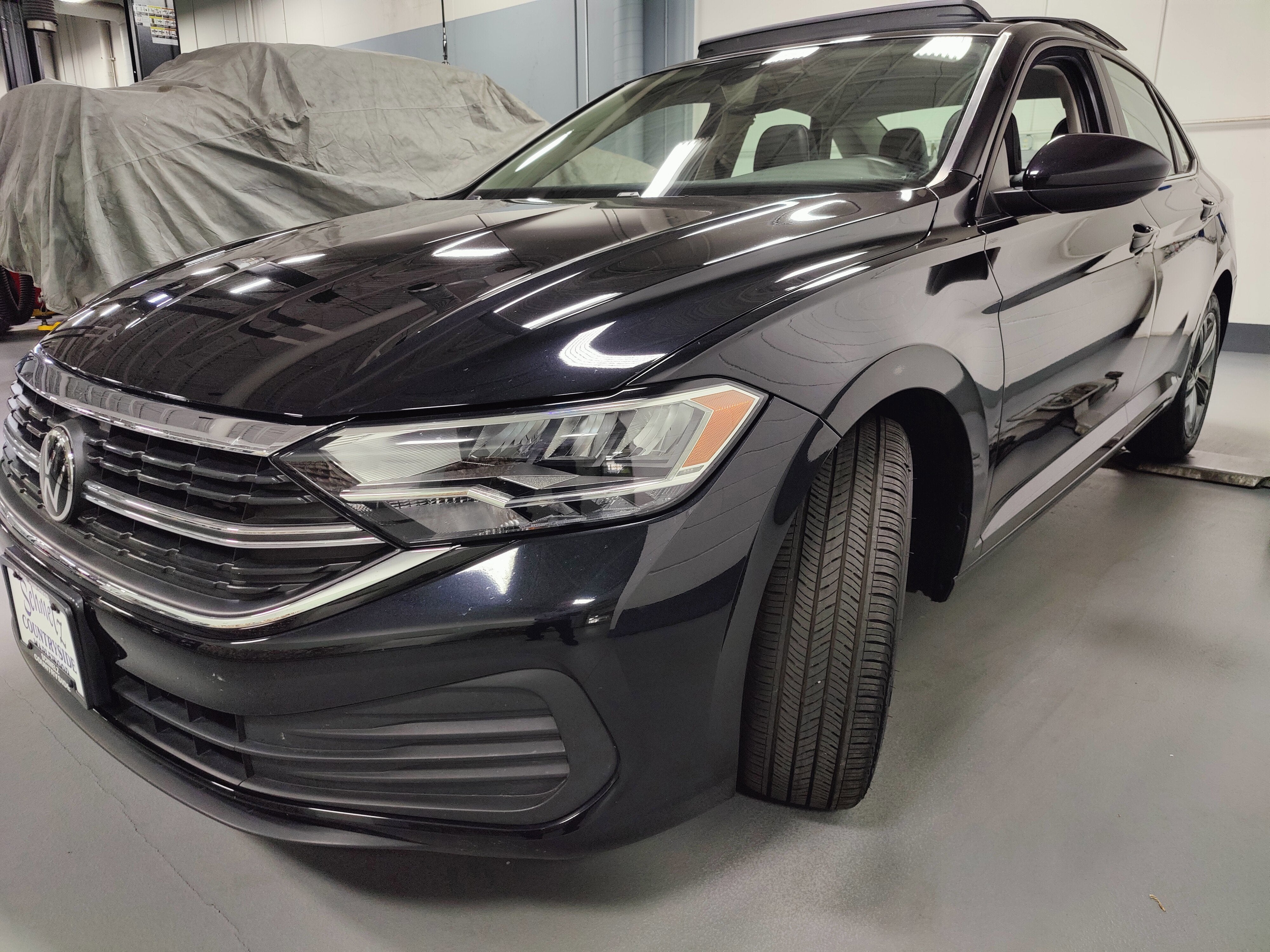 2024 Volkswagen Jetta SE w/Sunroof