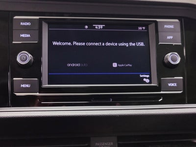 2024 Volkswagen Jetta SE w/Sunroof