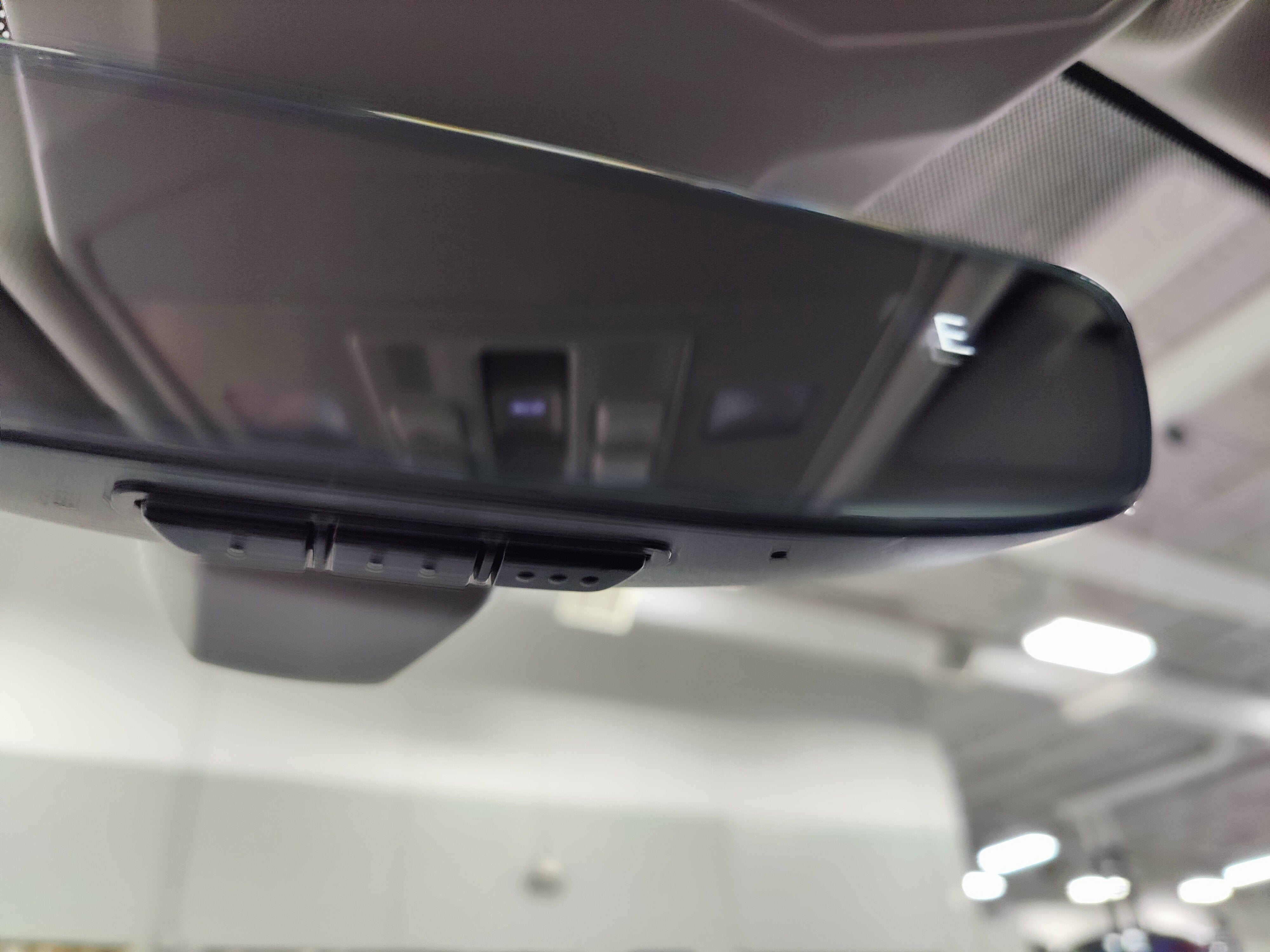 2024 Volkswagen Jetta SE w/Sunroof