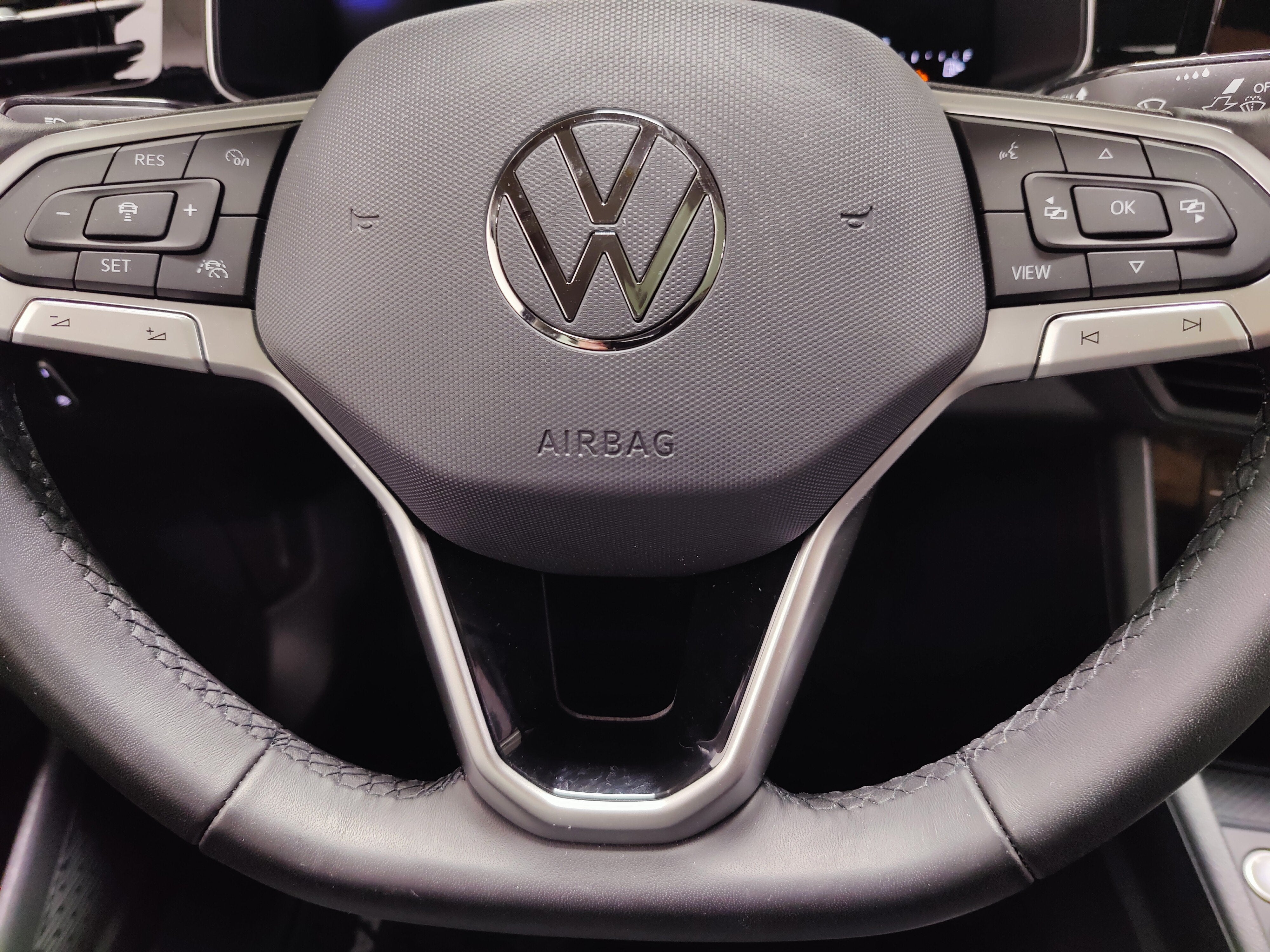 2026 Volkswagen Jetta SE w/Sunroof
