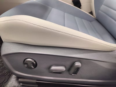 2026 Volkswagen Jetta SE w/Sunroof
