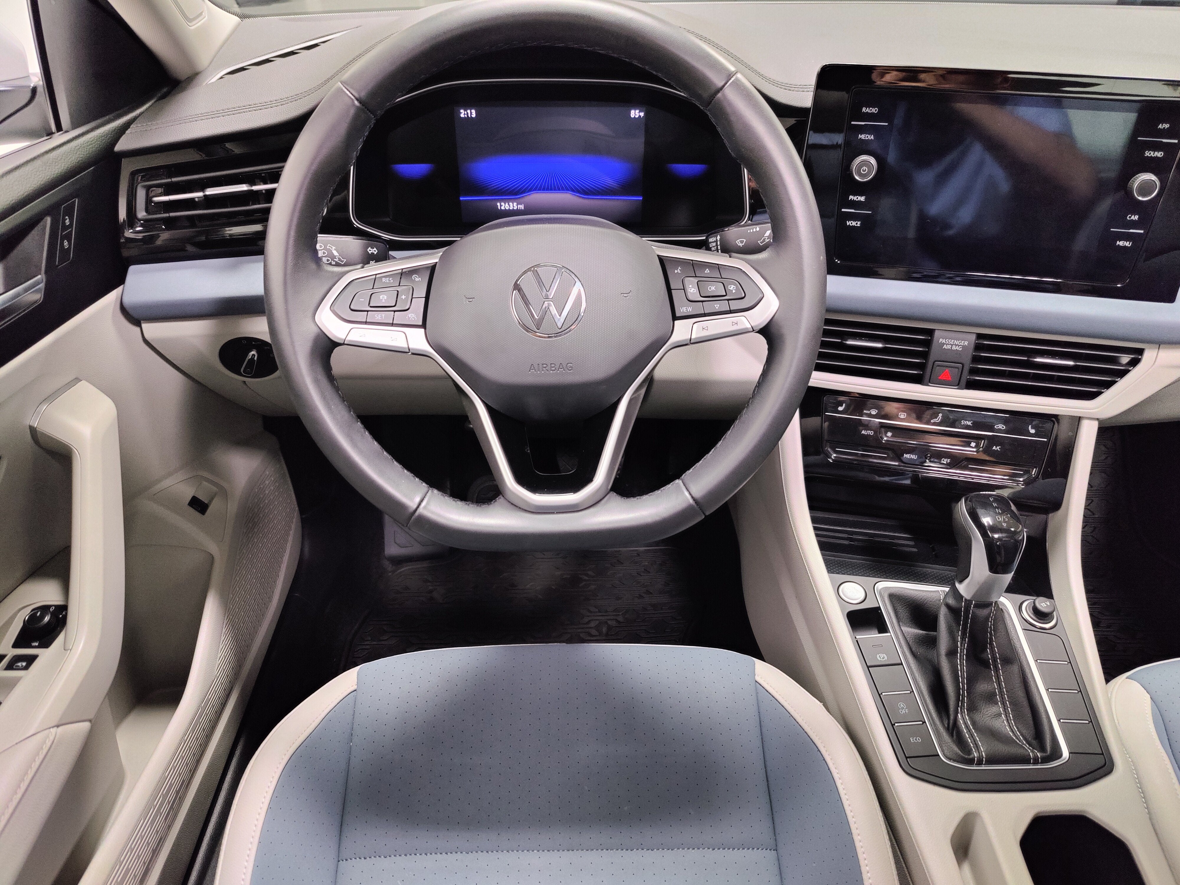 2026 Volkswagen Jetta SE w/Sunroof