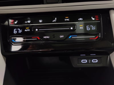 2026 Volkswagen Jetta SE w/Sunroof