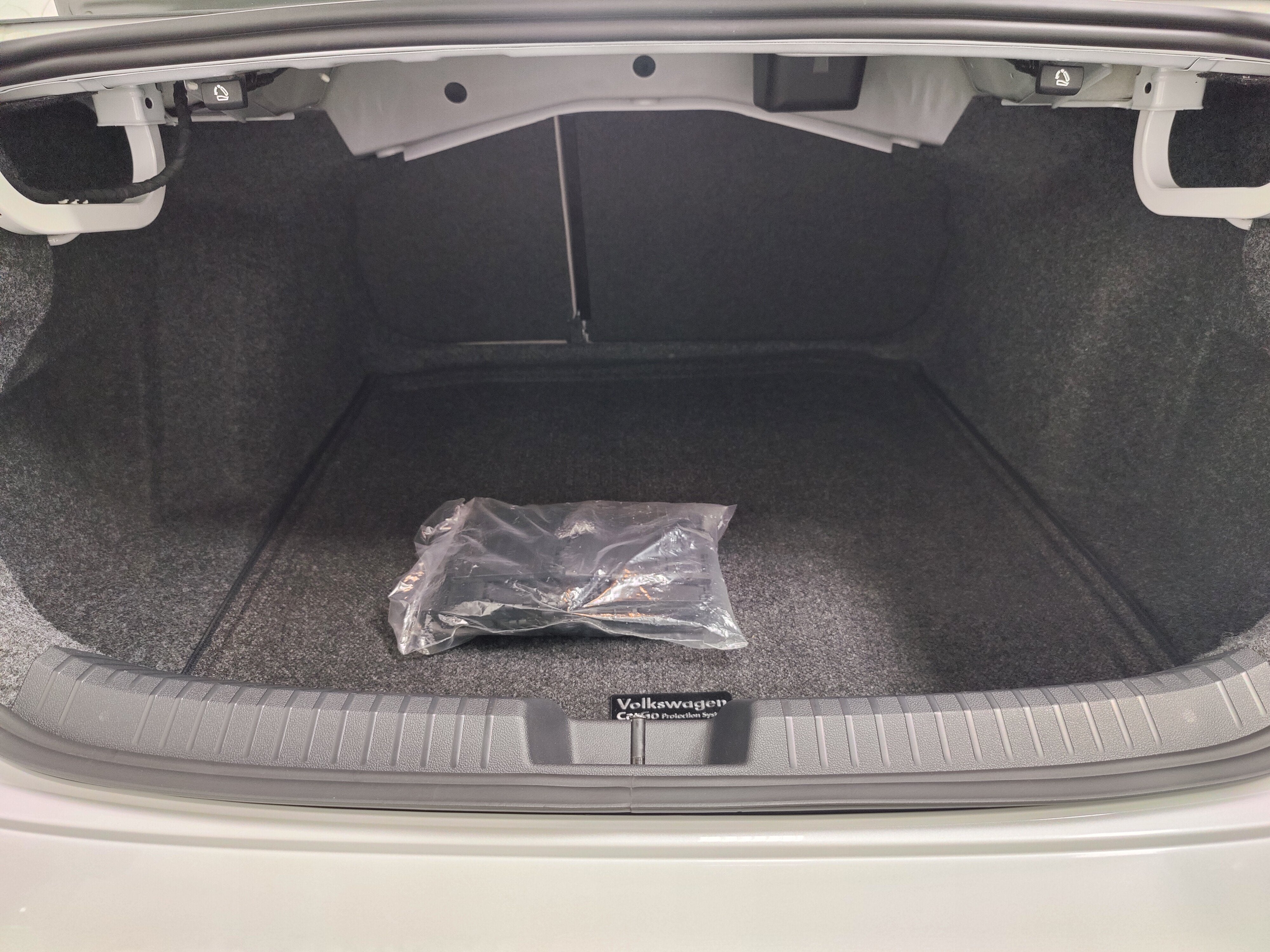 2026 Volkswagen Jetta SE w/Sunroof