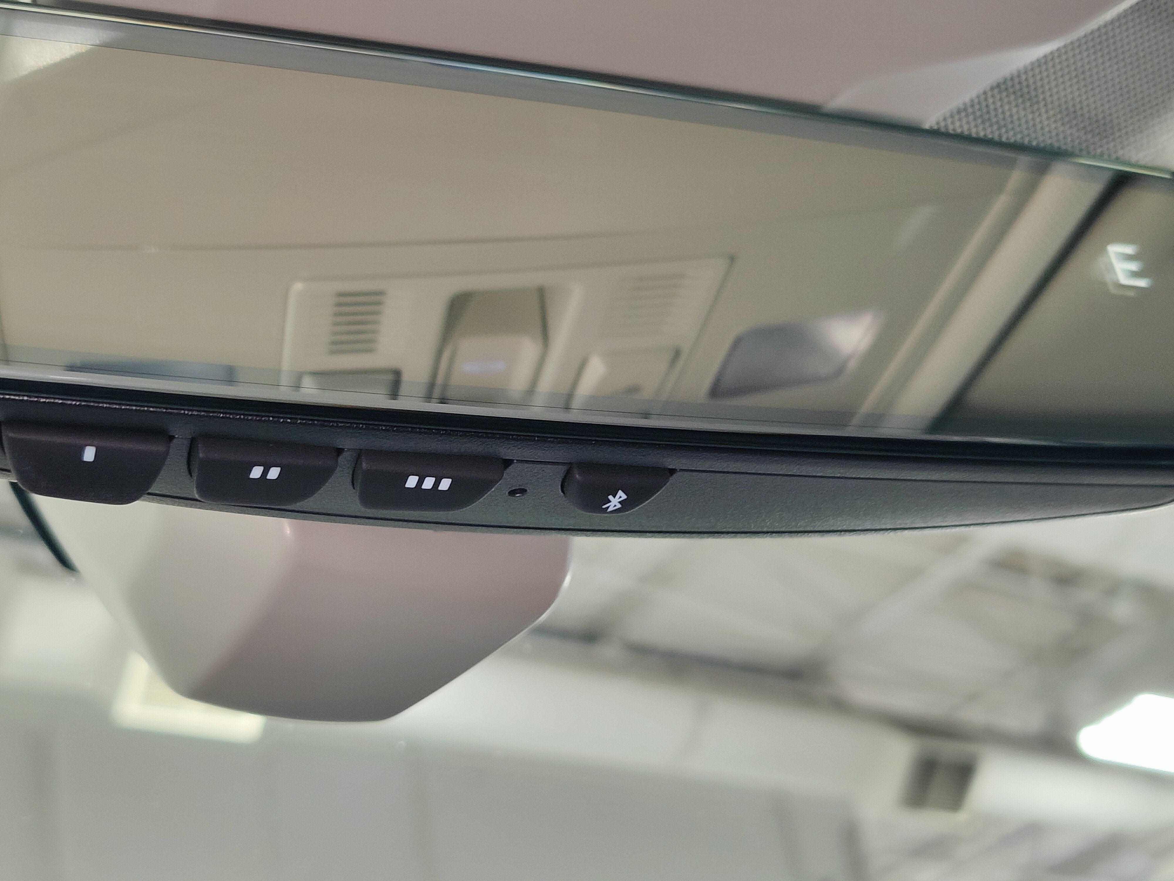 2026 Volkswagen Jetta SE w/Sunroof