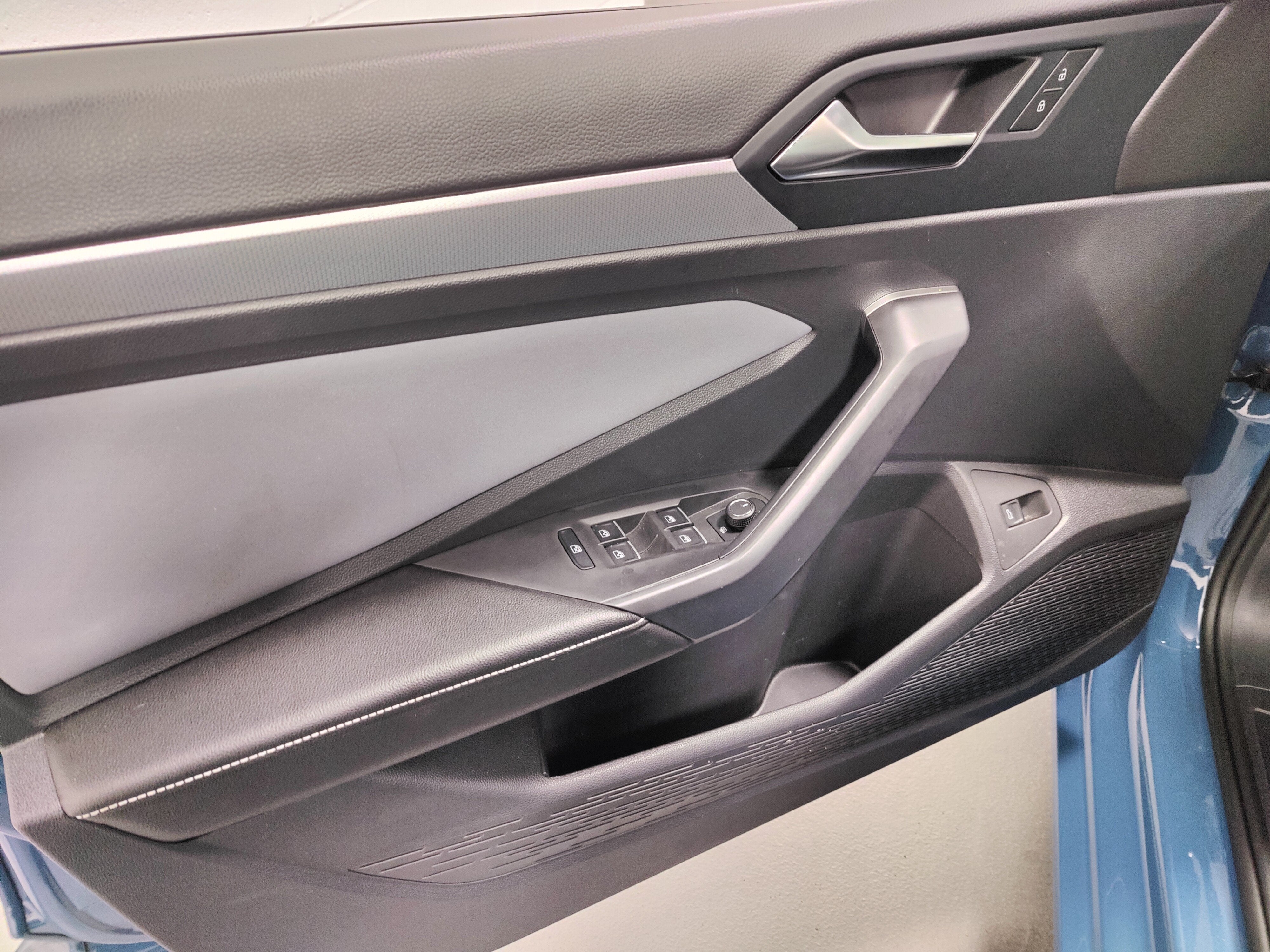 2026 Volkswagen Jetta SE w/Sunroof