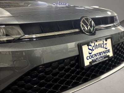 2025 Volkswagen Jetta SE w/Sunroof