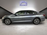 2025 Volkswagen Jetta SE w/Sunroof