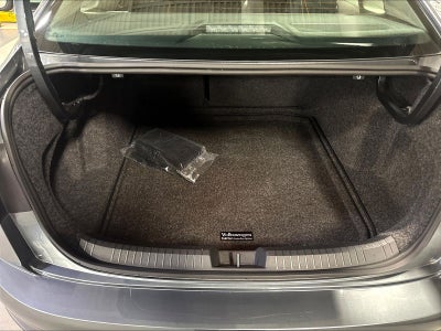 2025 Volkswagen Jetta SE w/Sunroof