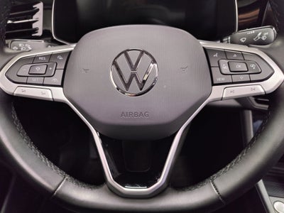 2025 Volkswagen Jetta SE w/Sunroof