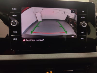 2025 Volkswagen Jetta SE w/Sunroof