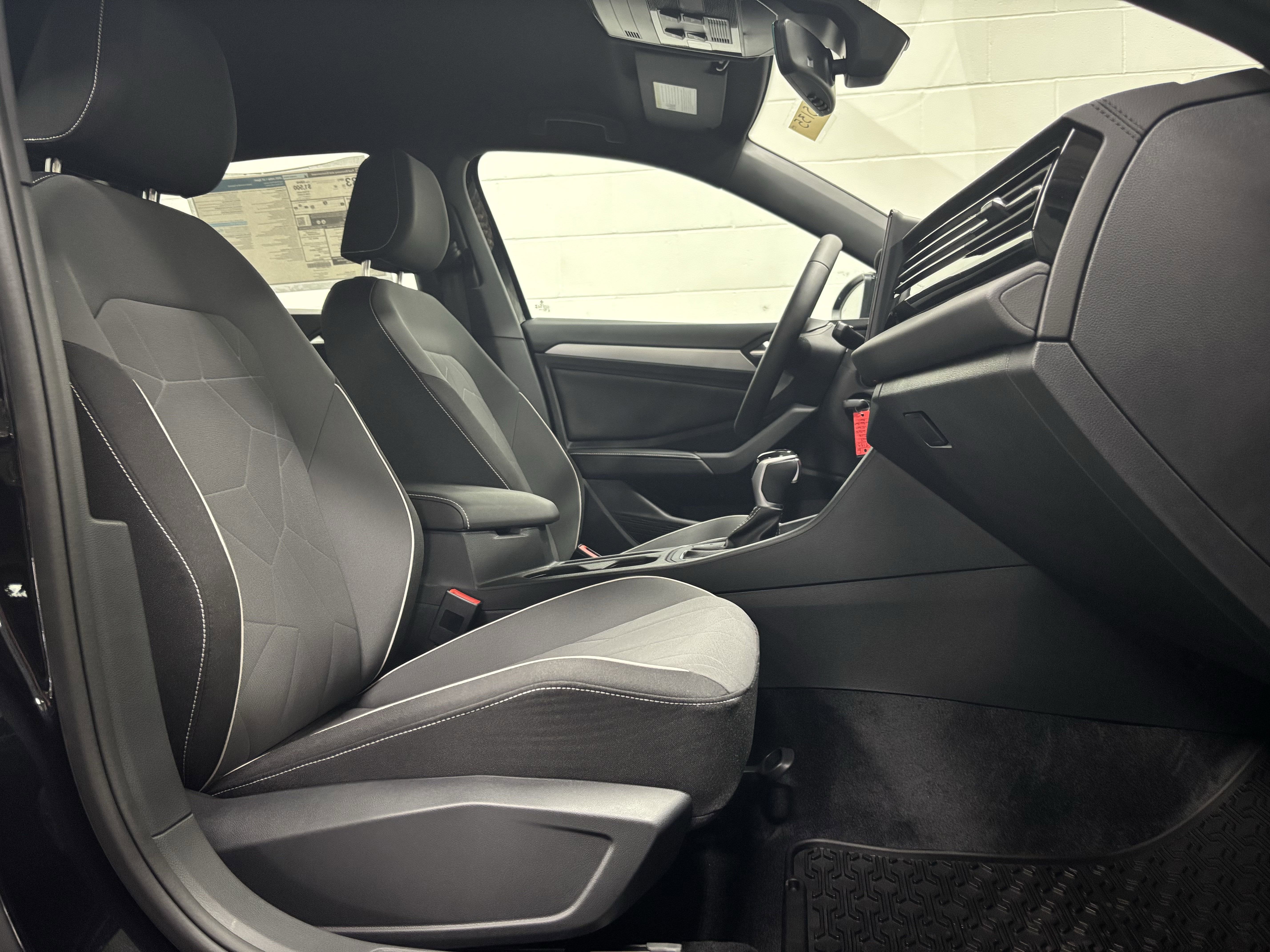 2025 Volkswagen Jetta Sport