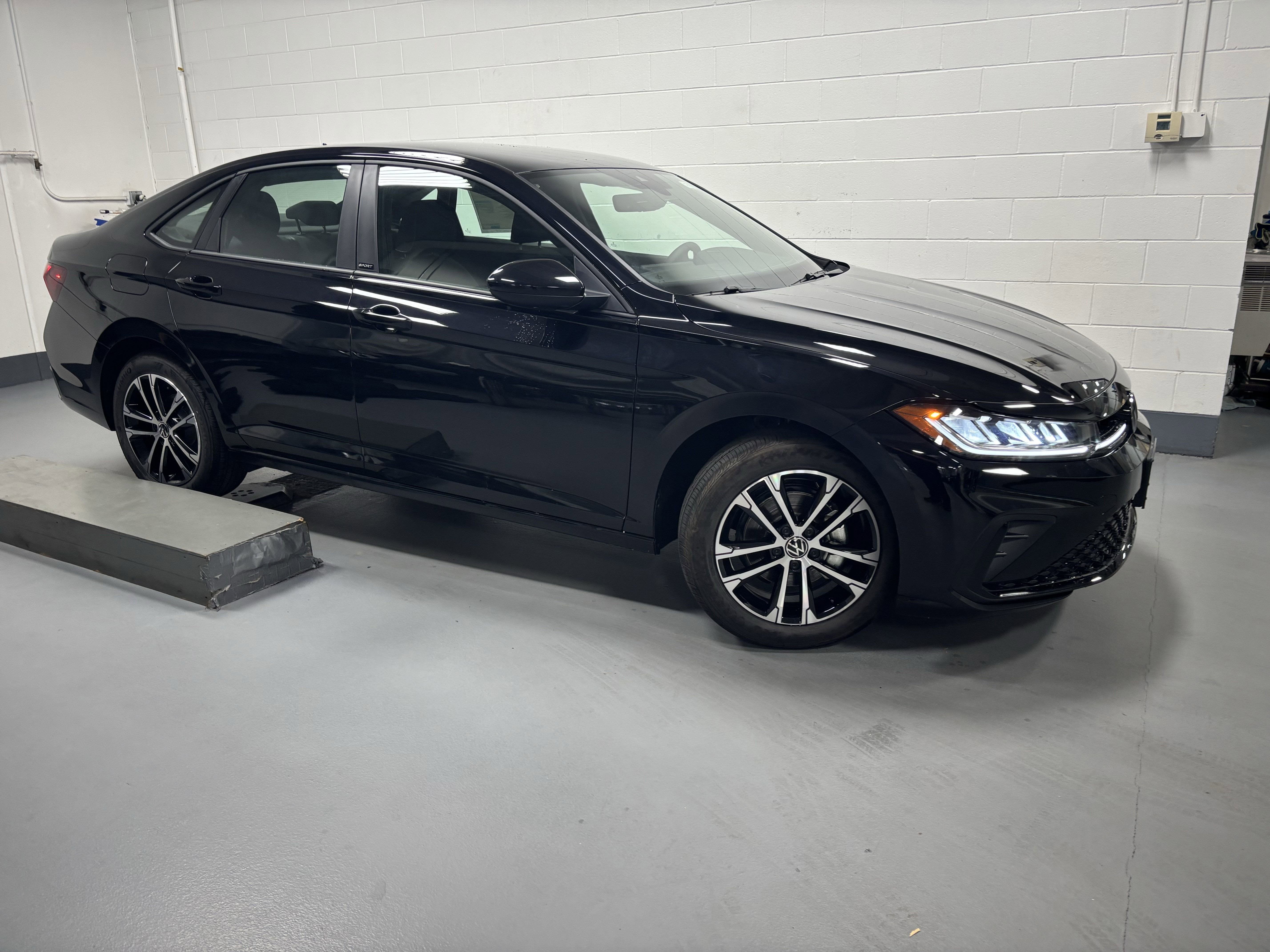 2025 Volkswagen Jetta Sport