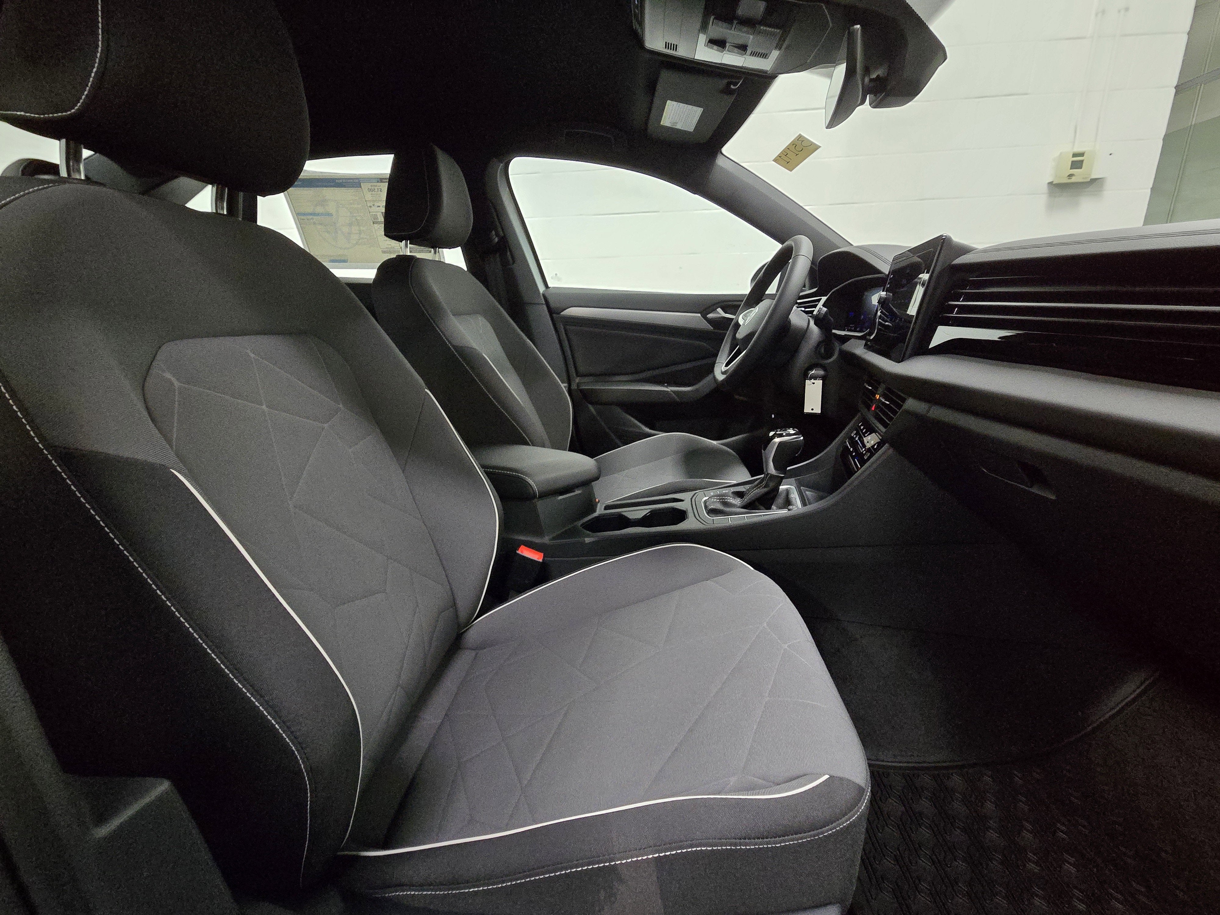 2025 Volkswagen Jetta Sport