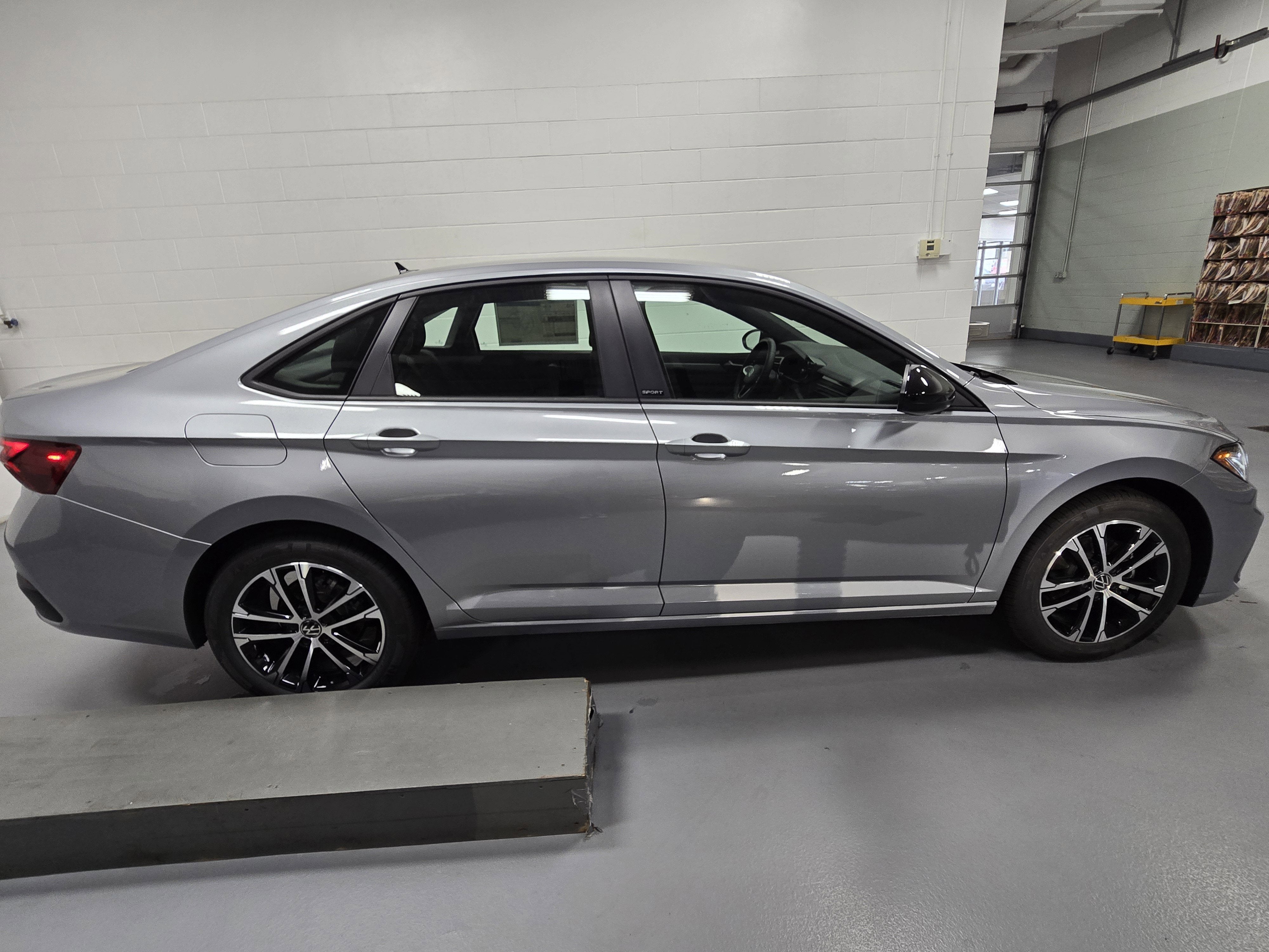 2025 Volkswagen Jetta Sport