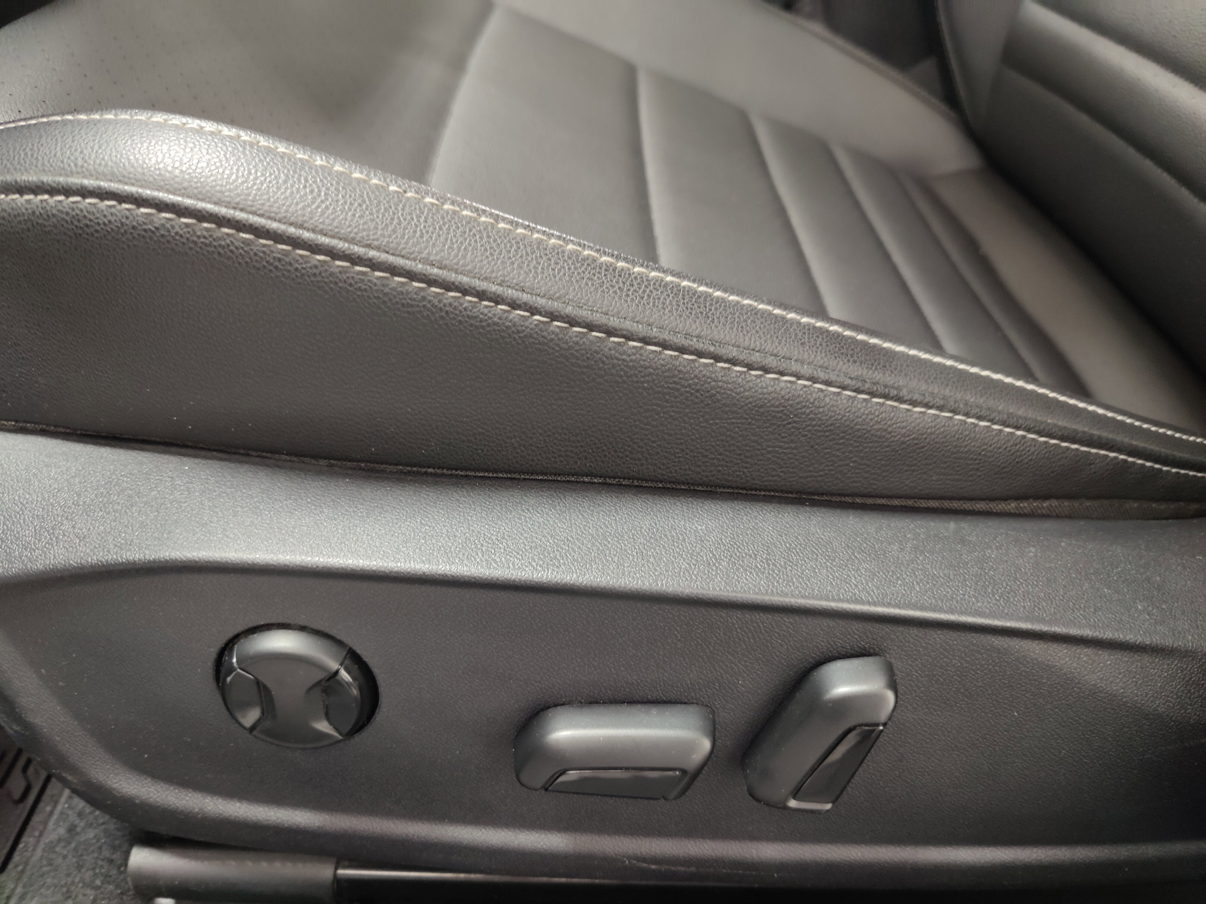 2021 Volkswagen Jetta SE w/Sunroof