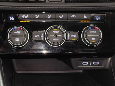 2021 Volkswagen Jetta SE w/Sunroof