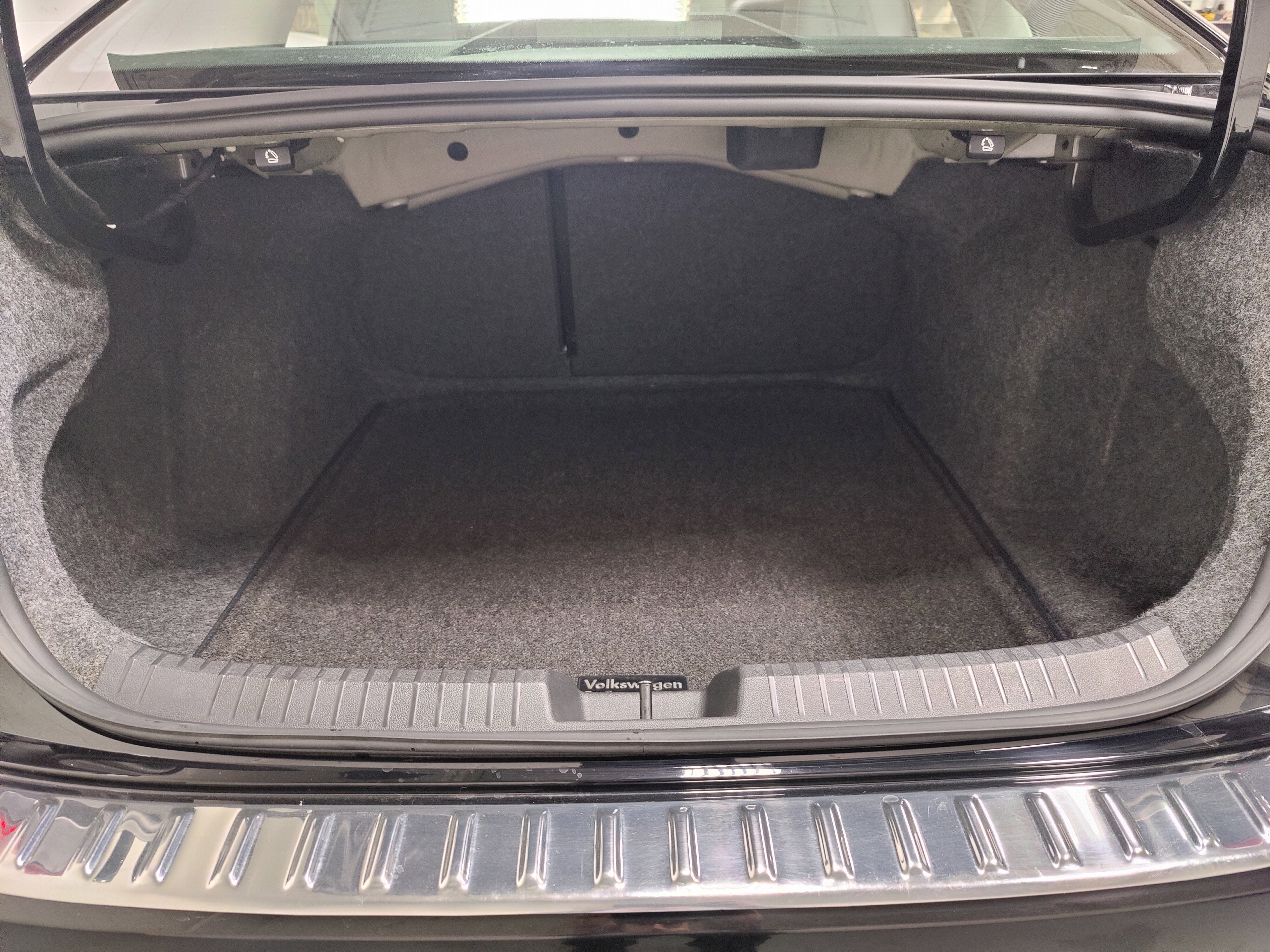 2021 Volkswagen Jetta SE w/Sunroof