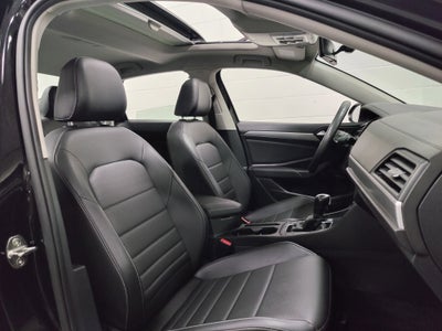 2021 Volkswagen Jetta SE w/Sunroof