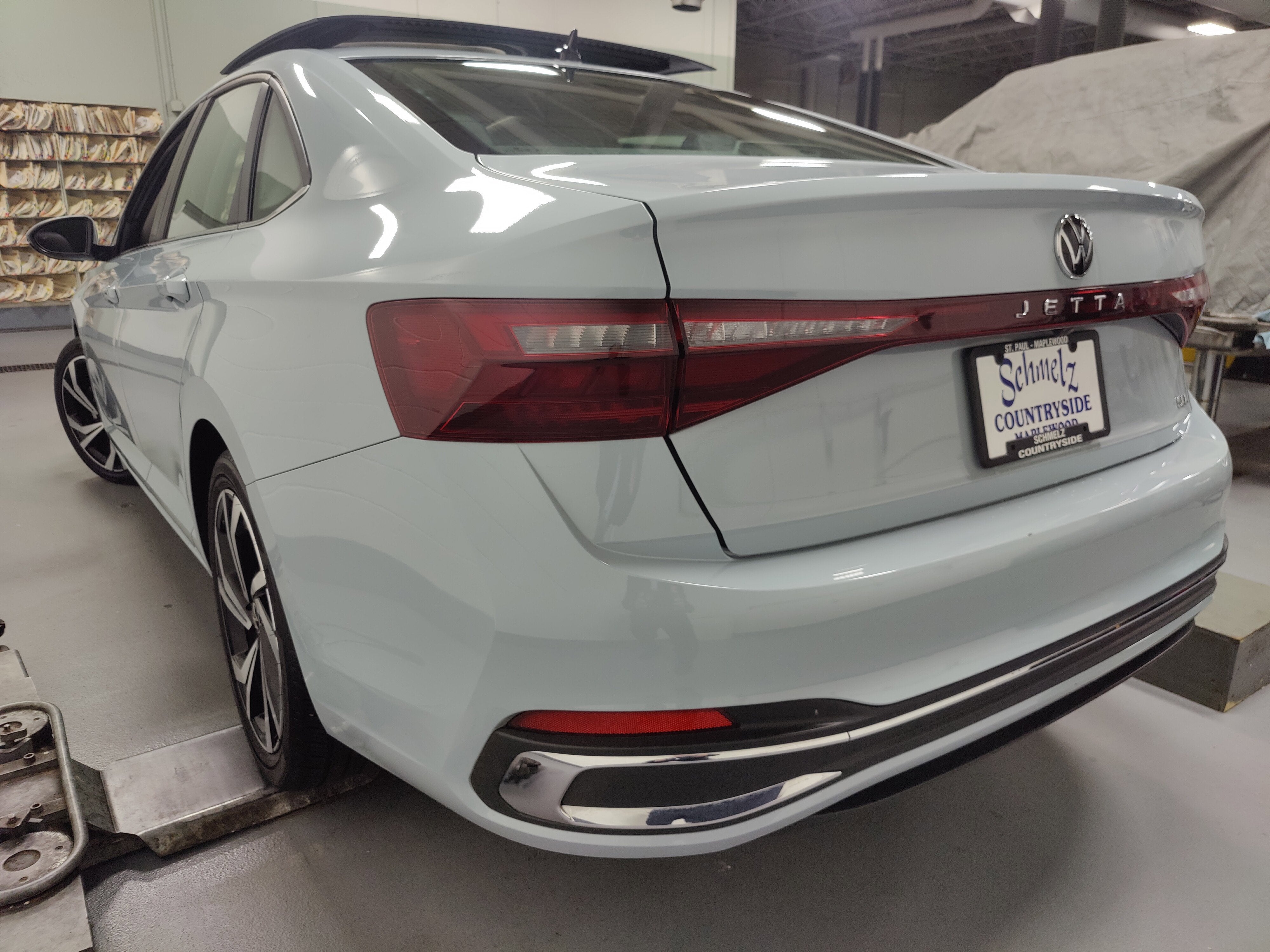 2025 Volkswagen Jetta SEL w/Sunroof & Nav