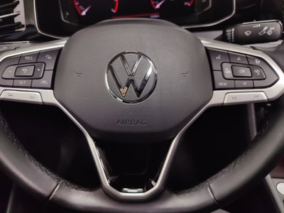 2025 Volkswagen Jetta SEL w/Sunroof & Nav