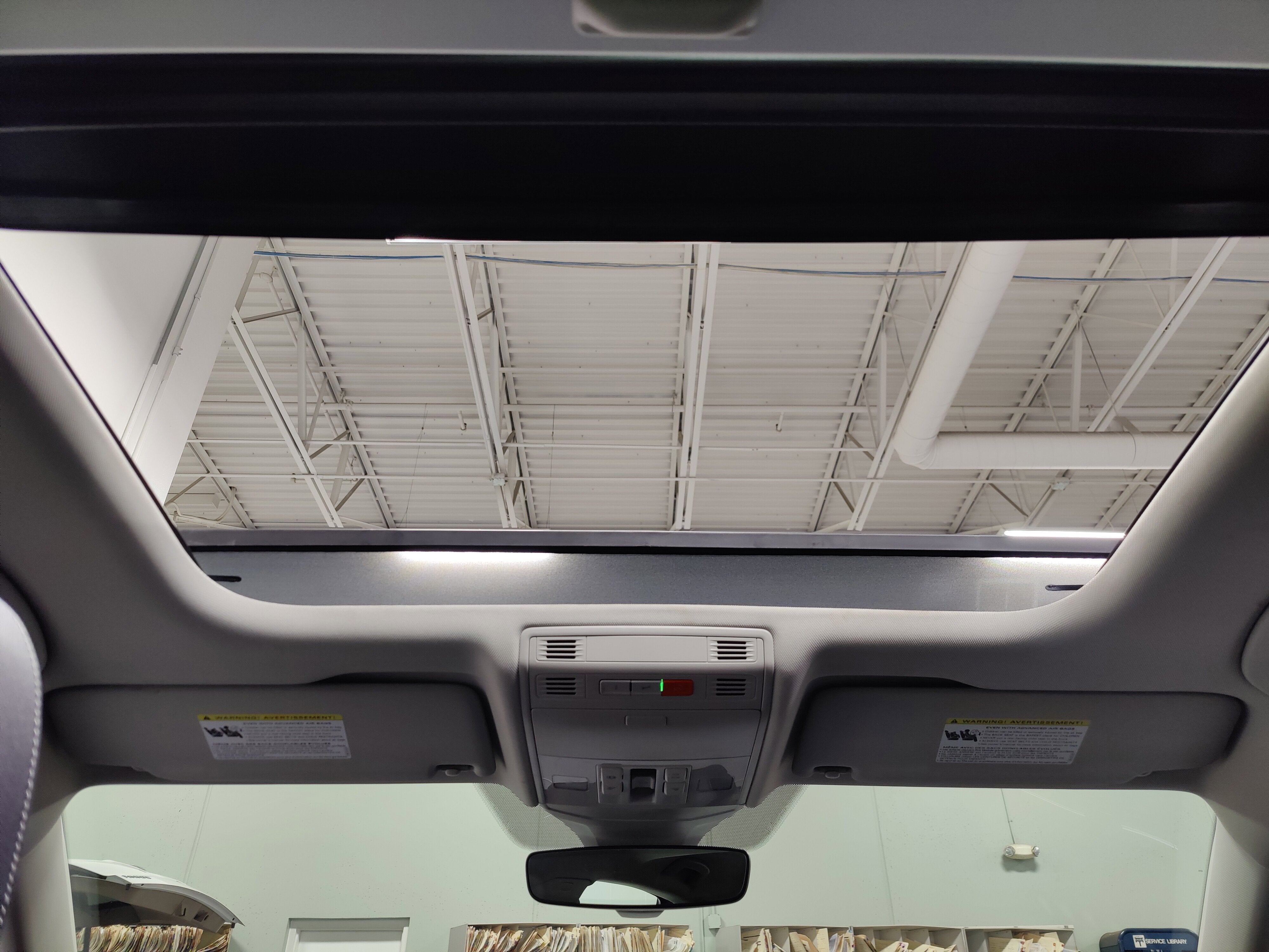 2025 Volkswagen Jetta SEL w/Sunroof & Nav