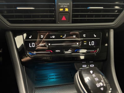 2025 Volkswagen Jetta SEL