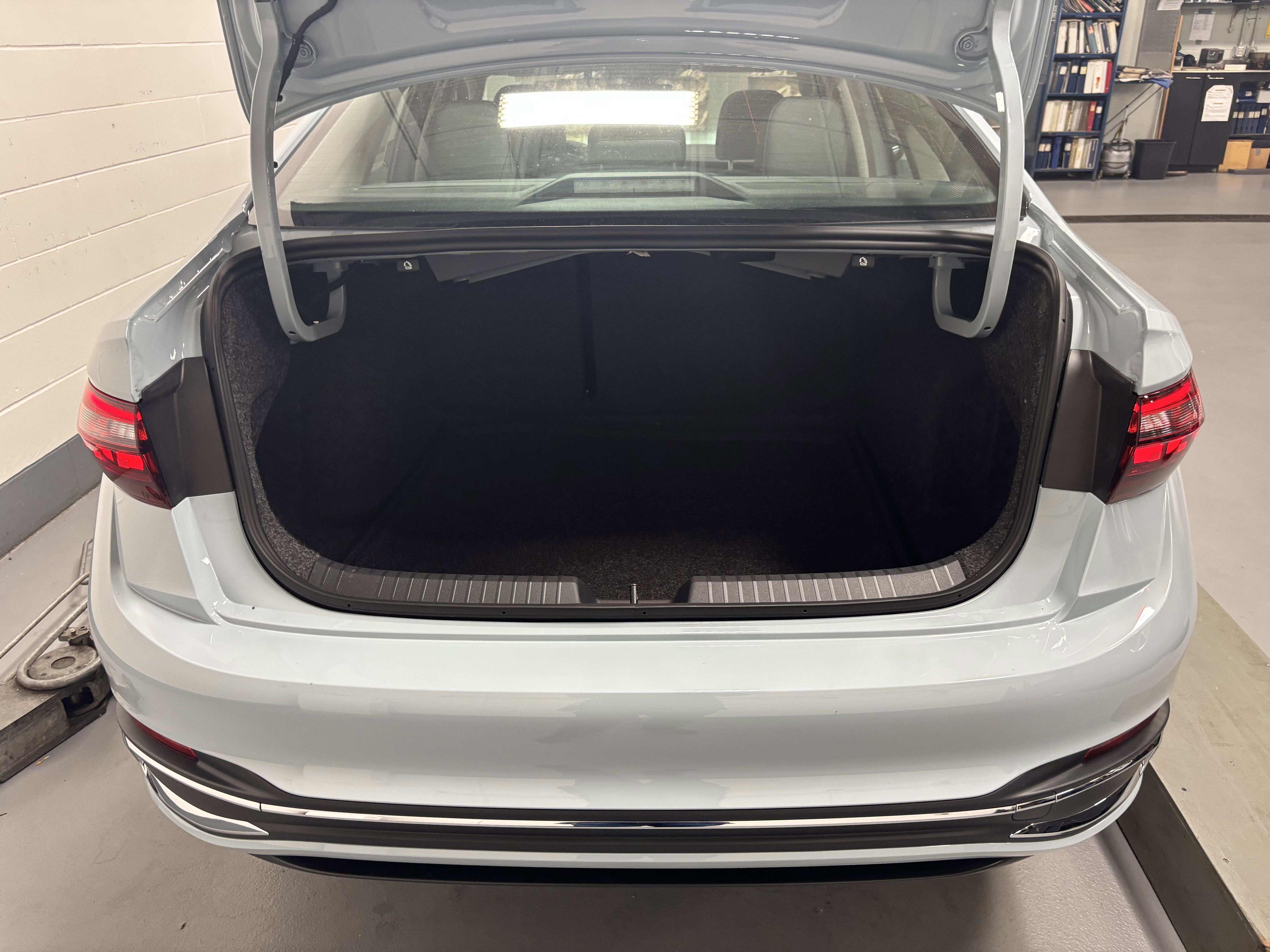 2025 Volkswagen Jetta SEL