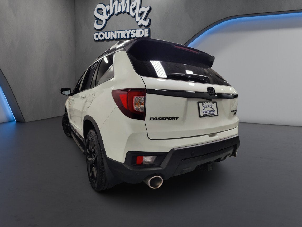 2024 Honda Passport Black Edition AWD w/Sunroof