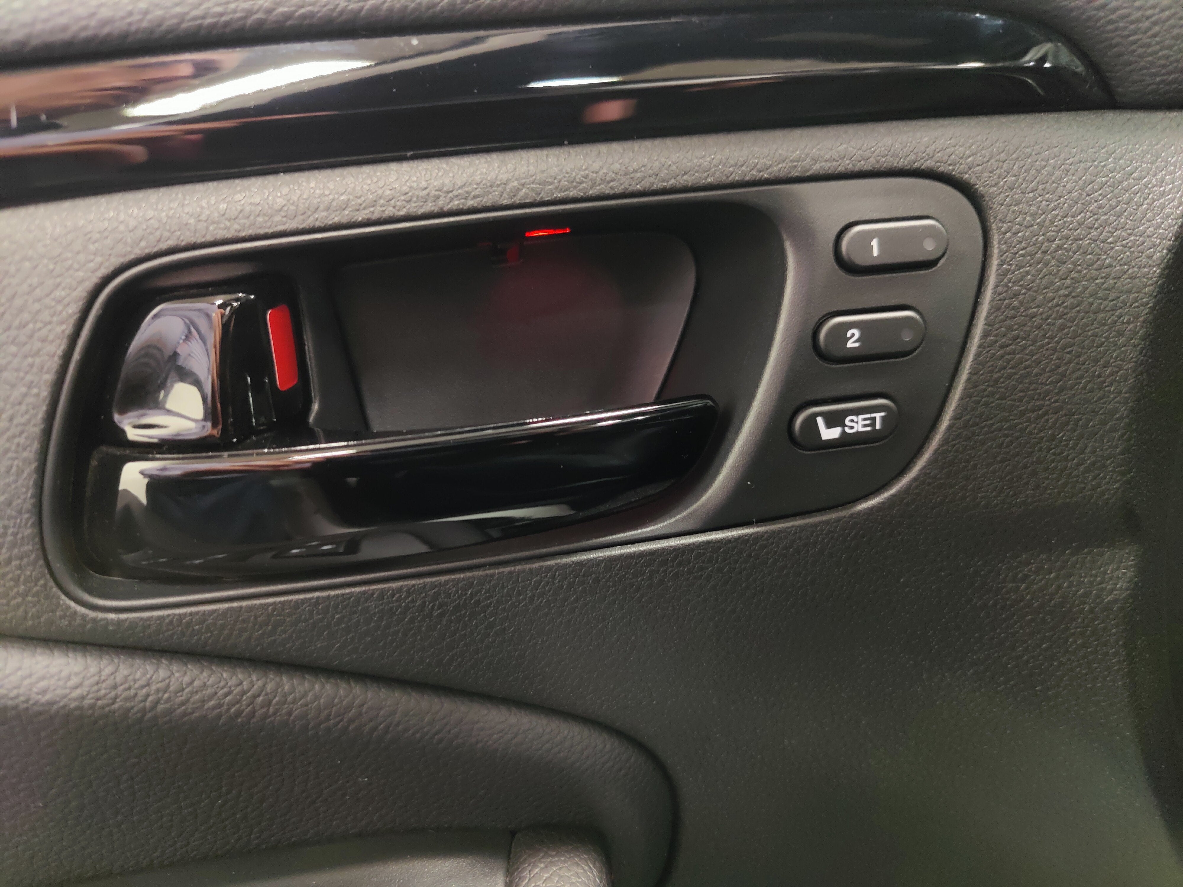 2024 Honda Passport Black Edition AWD w/Sunroof