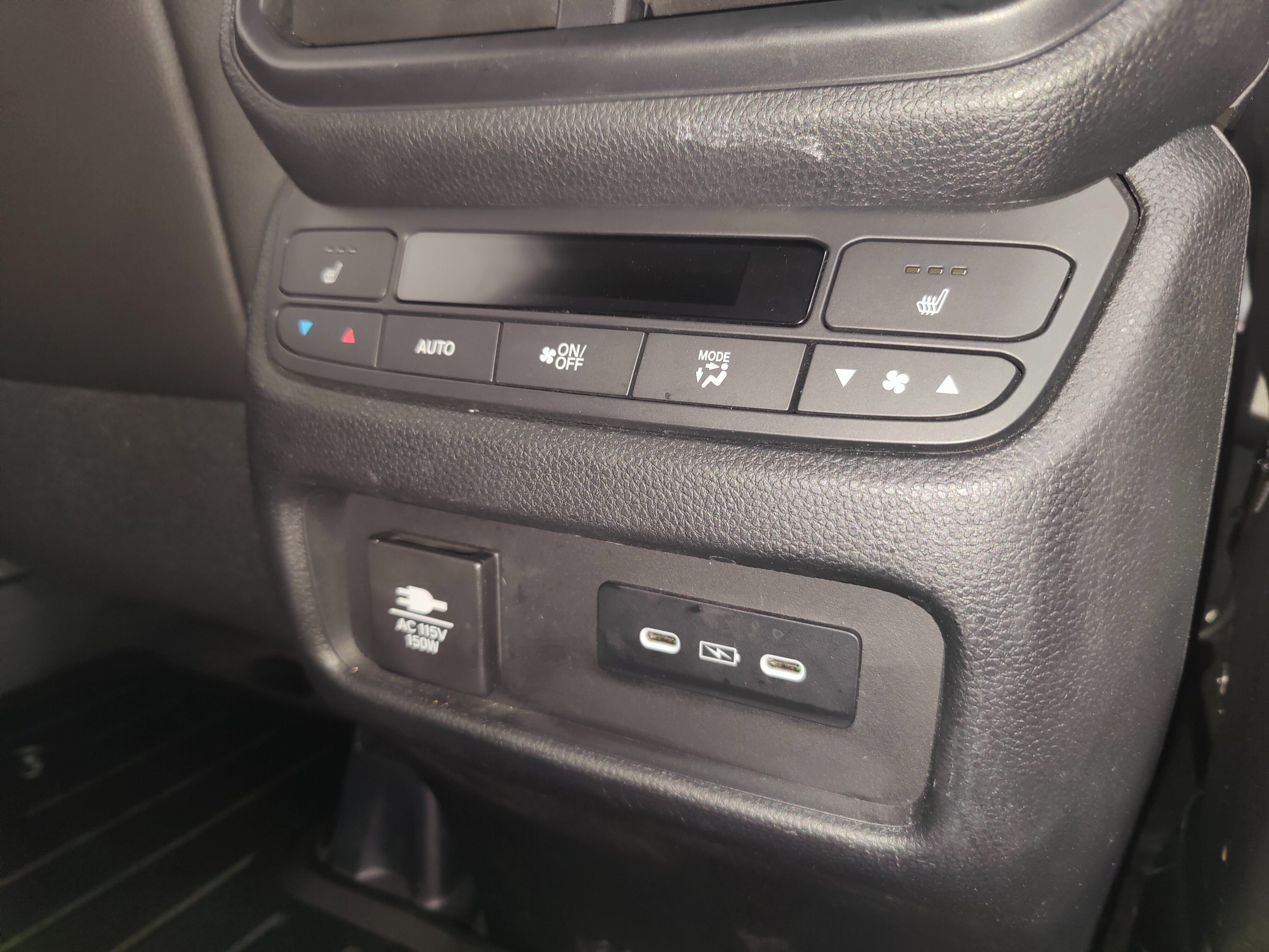 2024 Honda Passport Black Edition AWD w/Sunroof