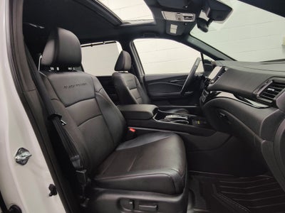 2024 Honda Passport Black Edition AWD w/Sunroof