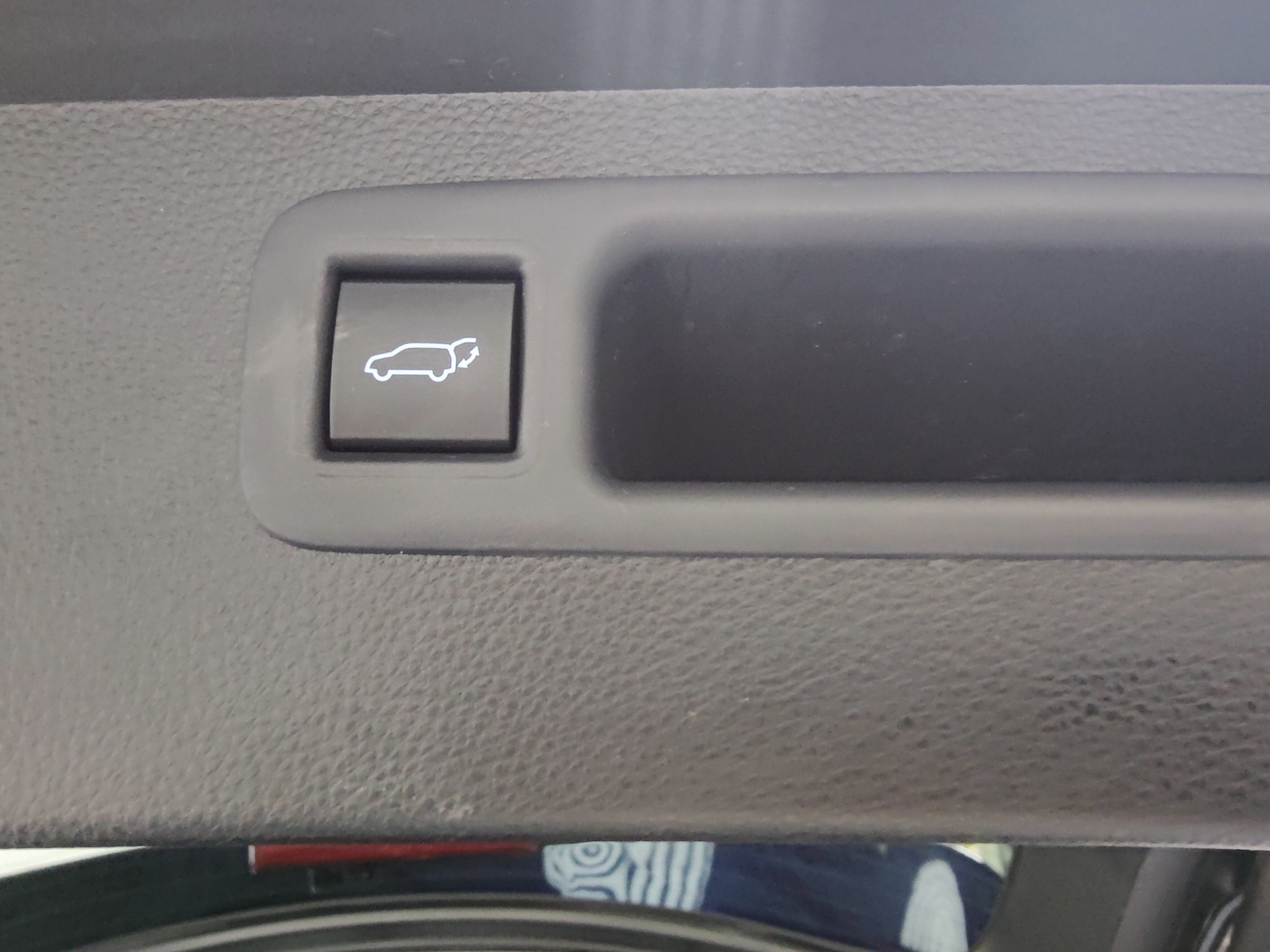 2022 Toyota Highlander XLE AWD w/Sunroof