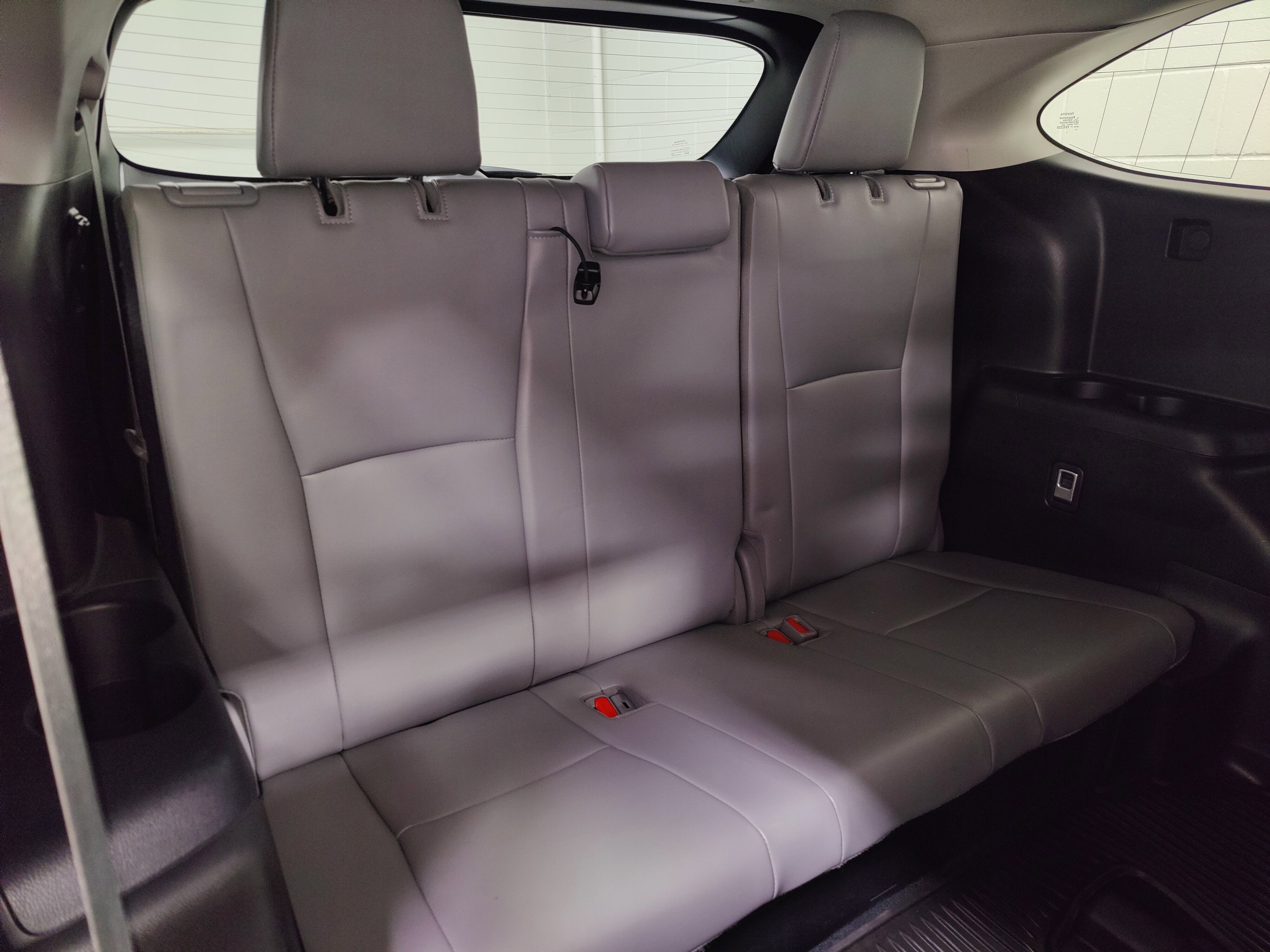 2022 Toyota Highlander XLE AWD w/Sunroof