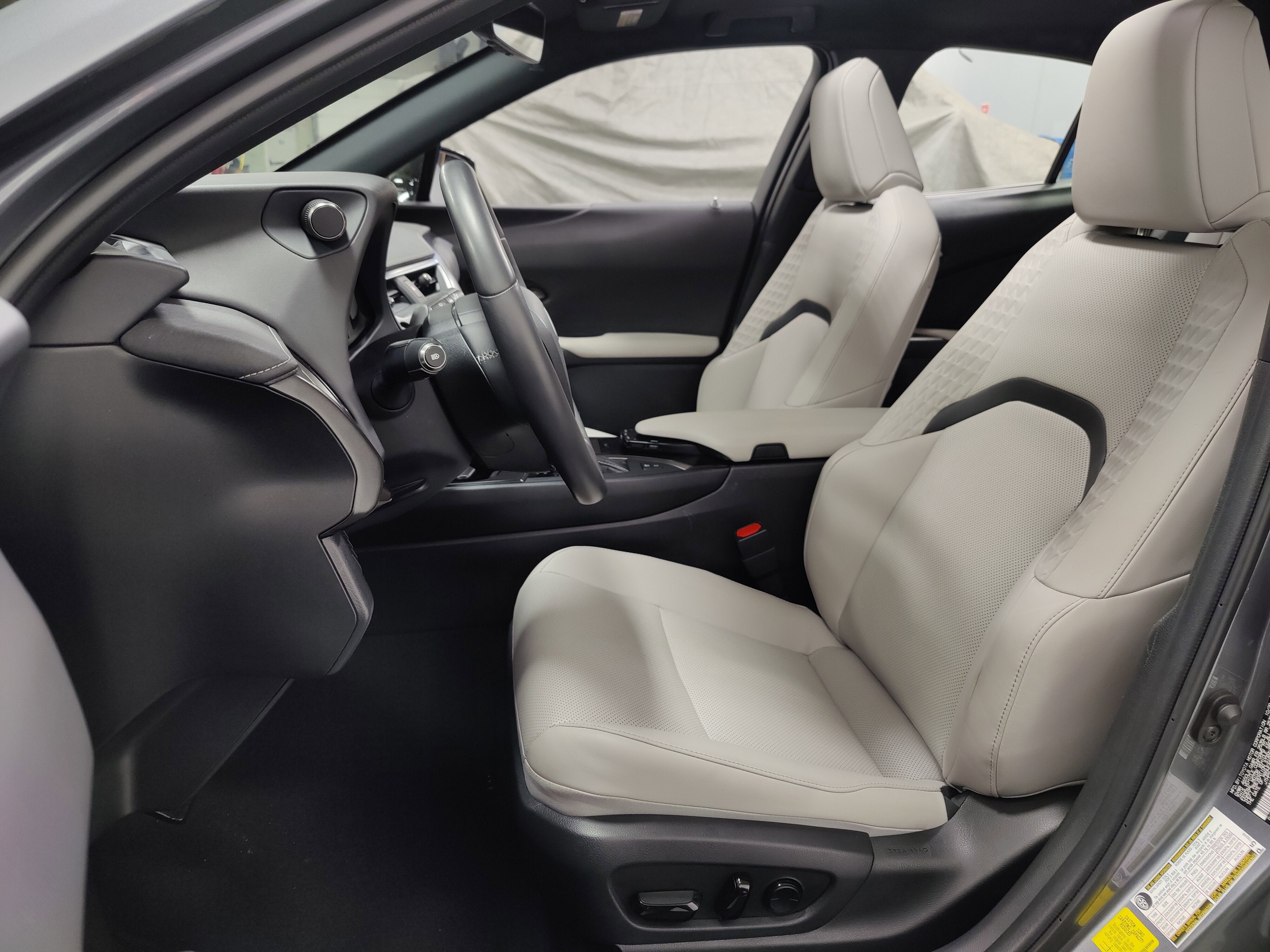 2021 Lexus UX UX 250h Premium AWD w/Sunroof