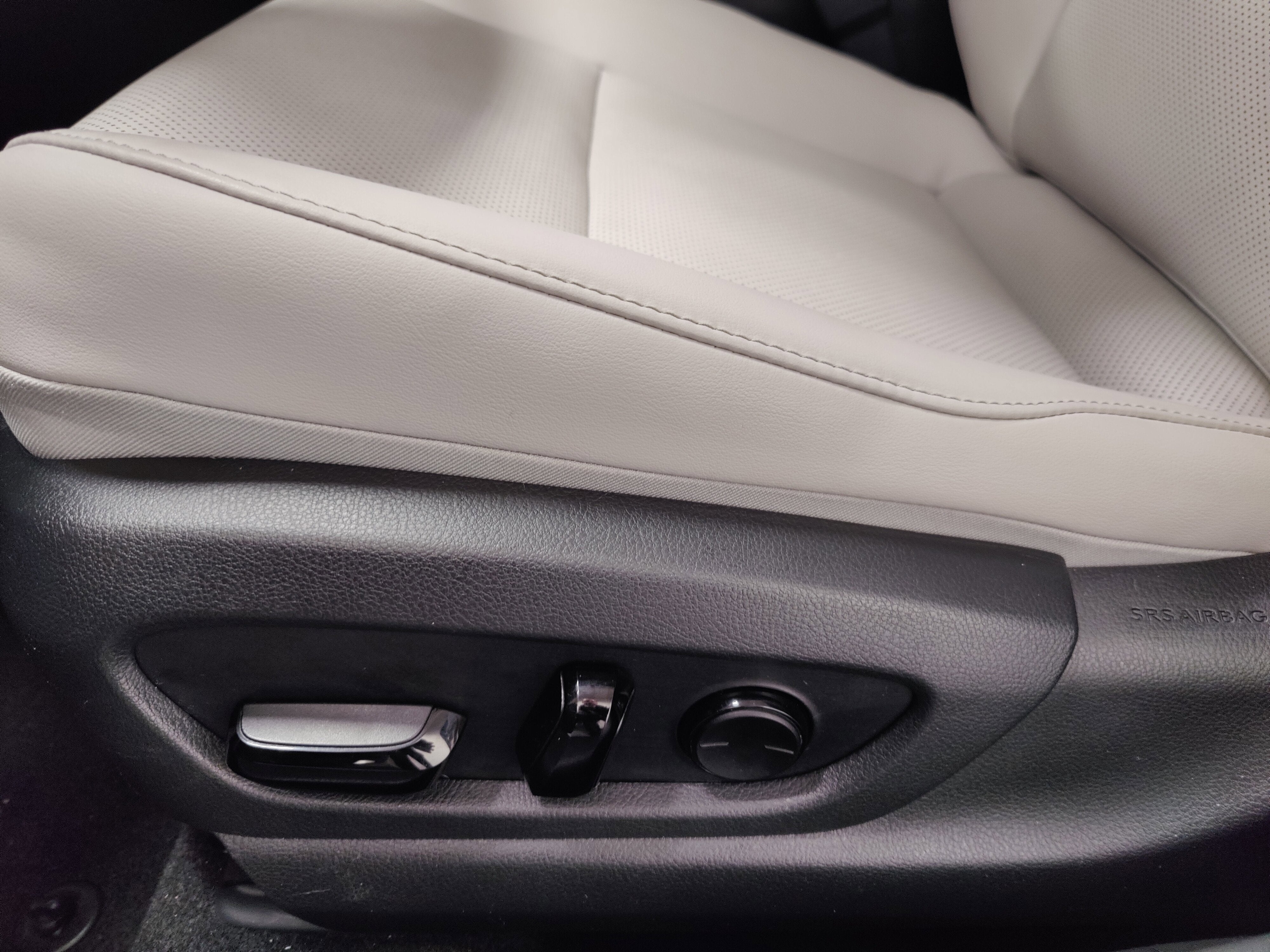 2021 Lexus UX UX 250h Premium AWD w/Sunroof