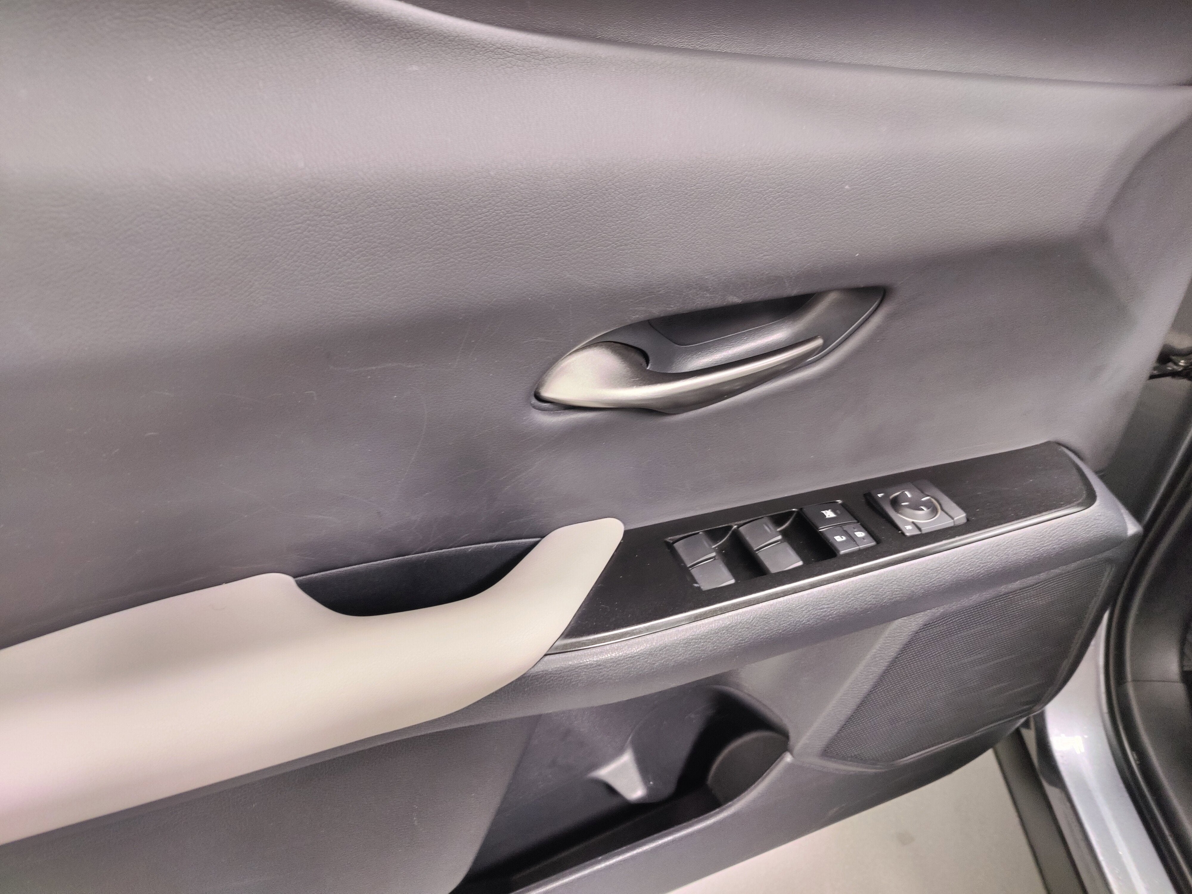 2021 Lexus UX UX 250h Premium AWD w/Sunroof