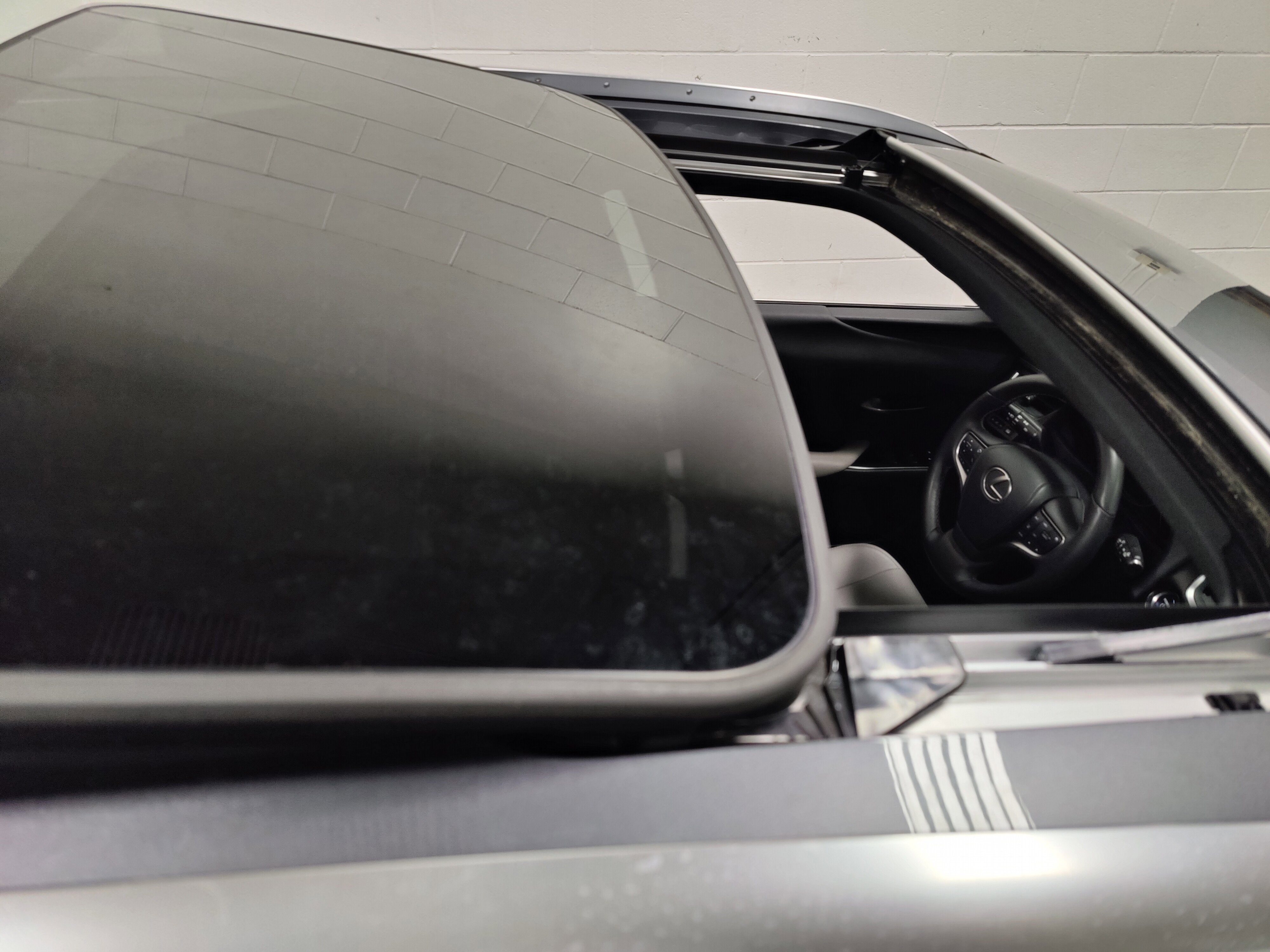 2021 Lexus UX UX 250h Premium AWD w/Sunroof