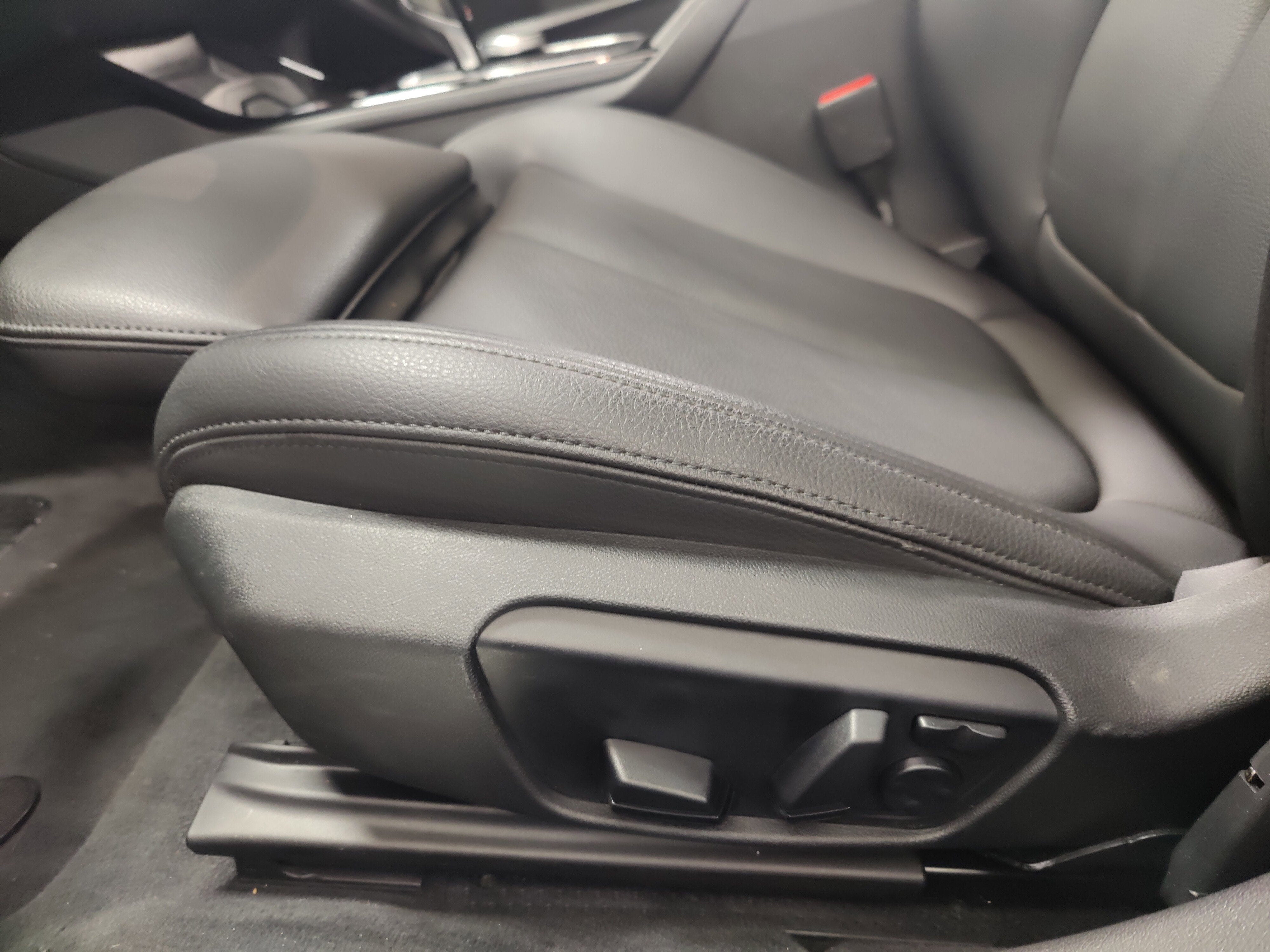 2022 BMW 2 Series 228i xDrive w/Convenience/Nav