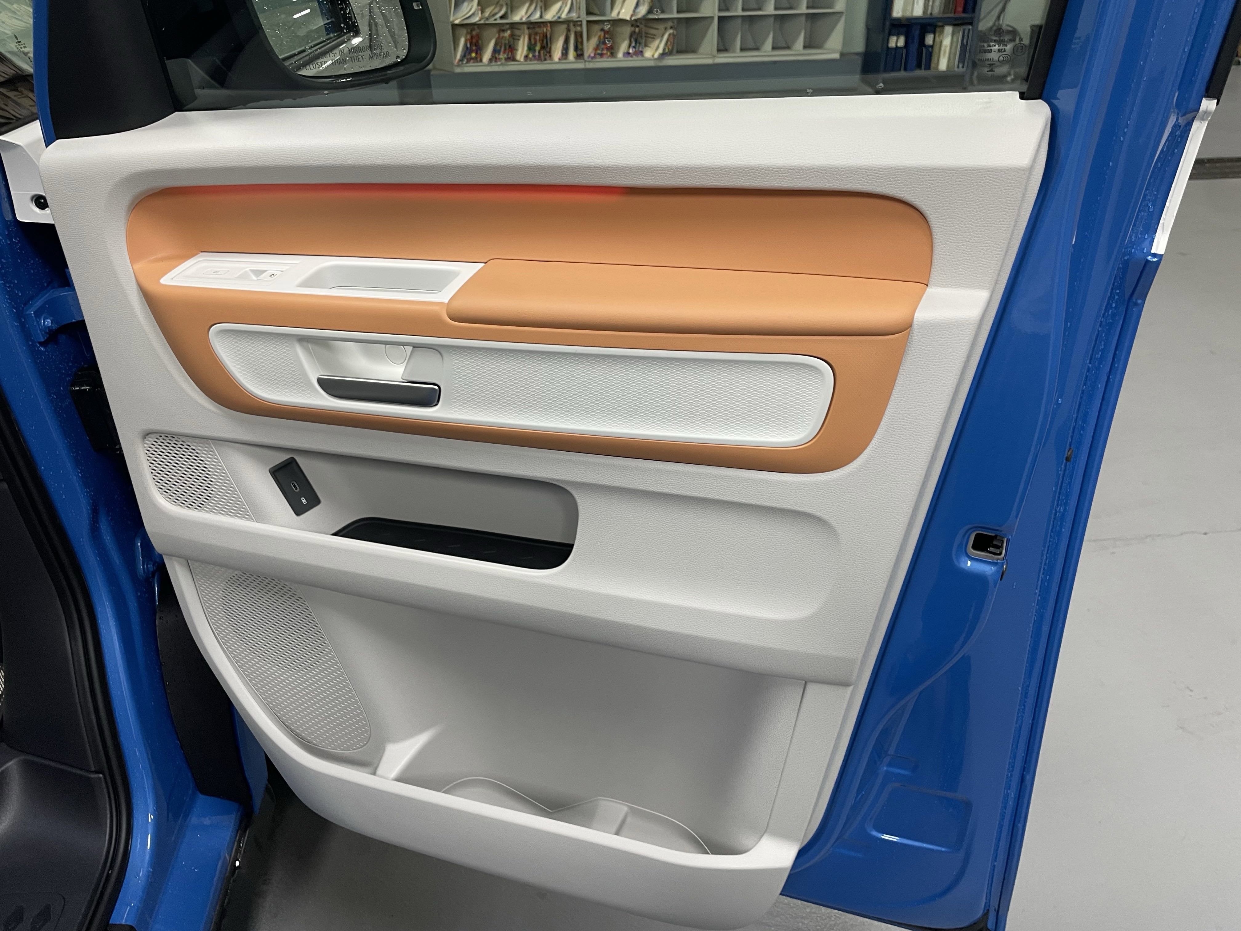 2025 Volkswagen ID. Buzz 1st Edition