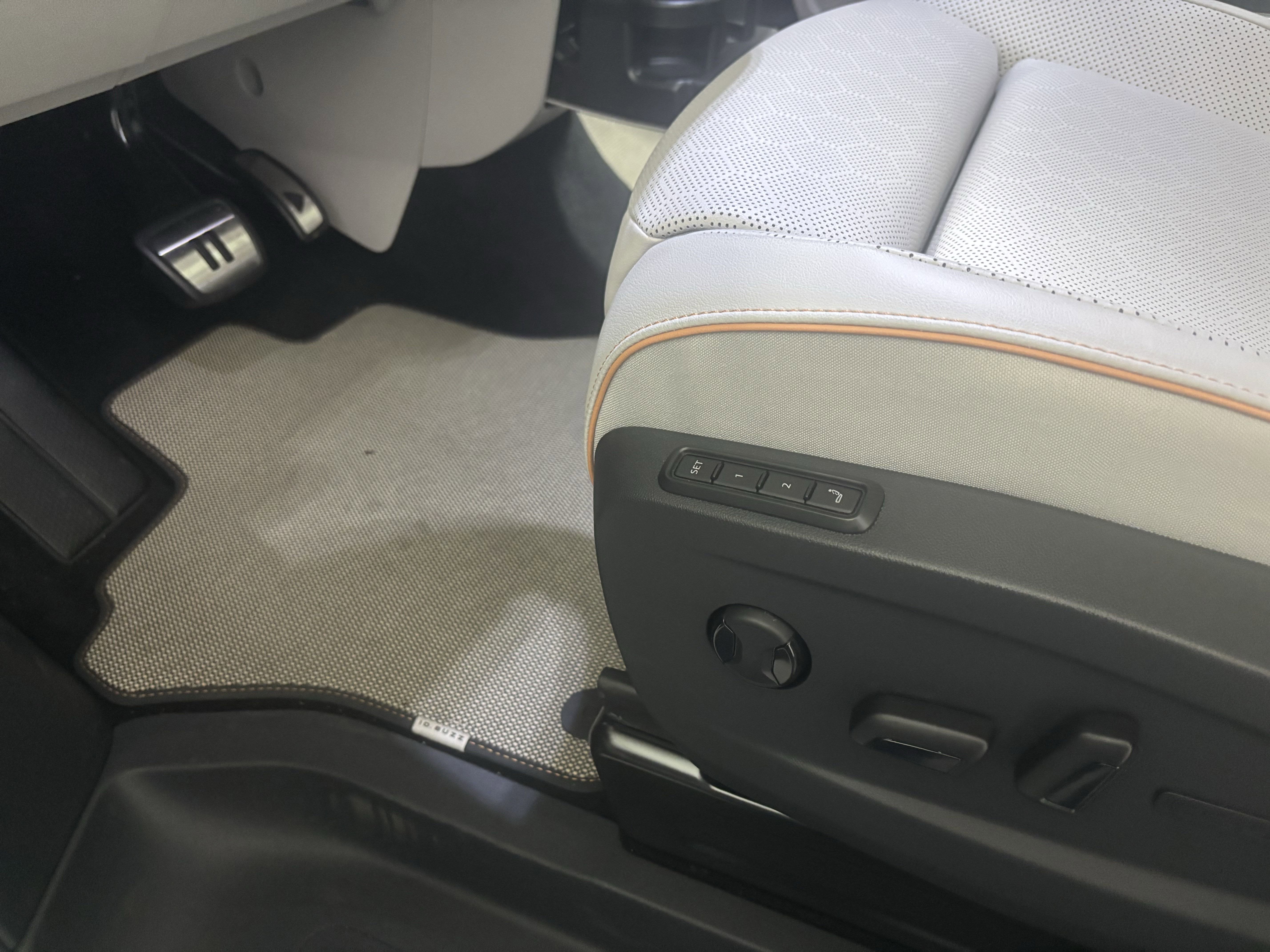 2025 Volkswagen ID. Buzz 1st Edition