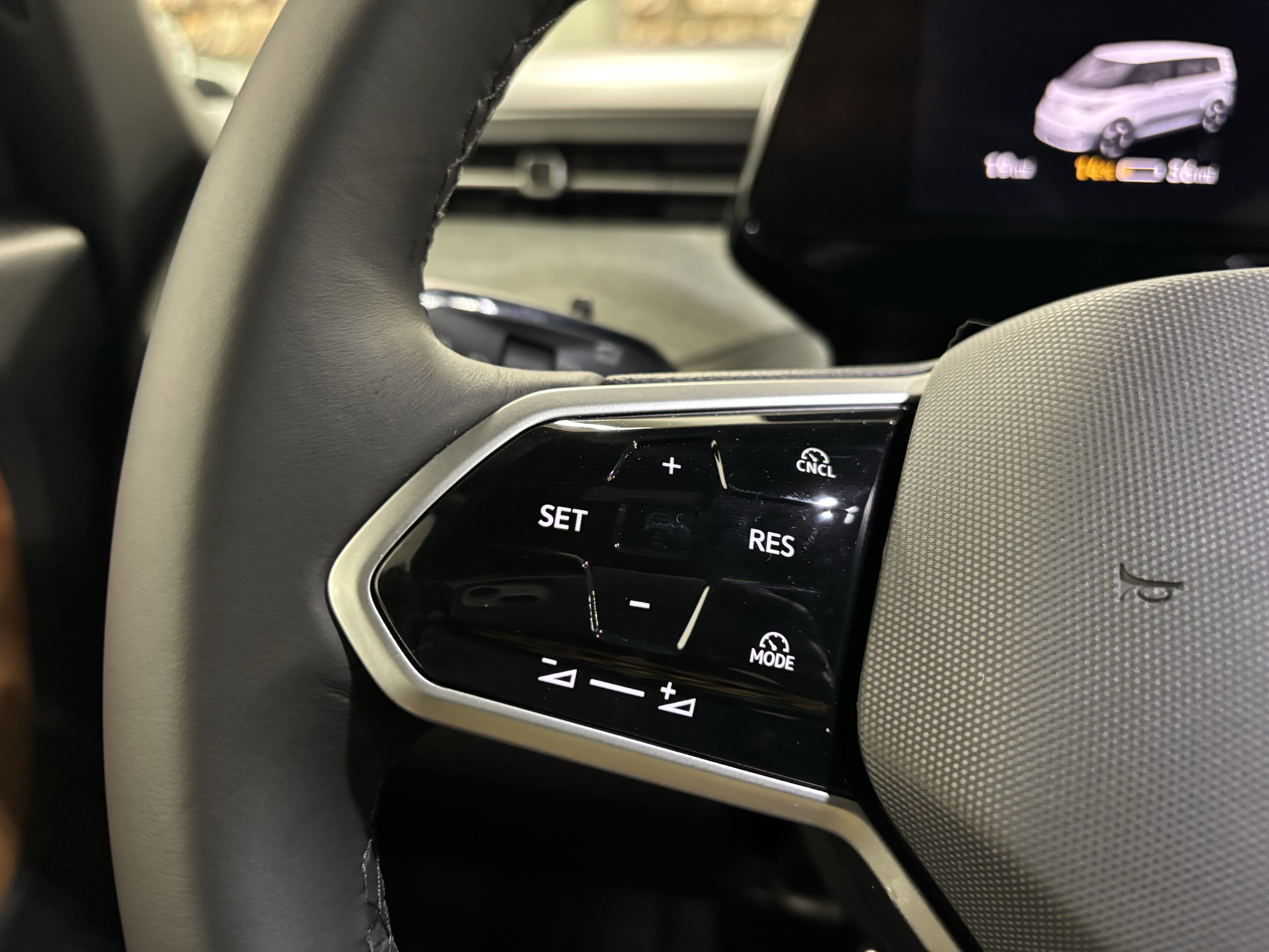 2025 Volkswagen ID. Buzz Pro S