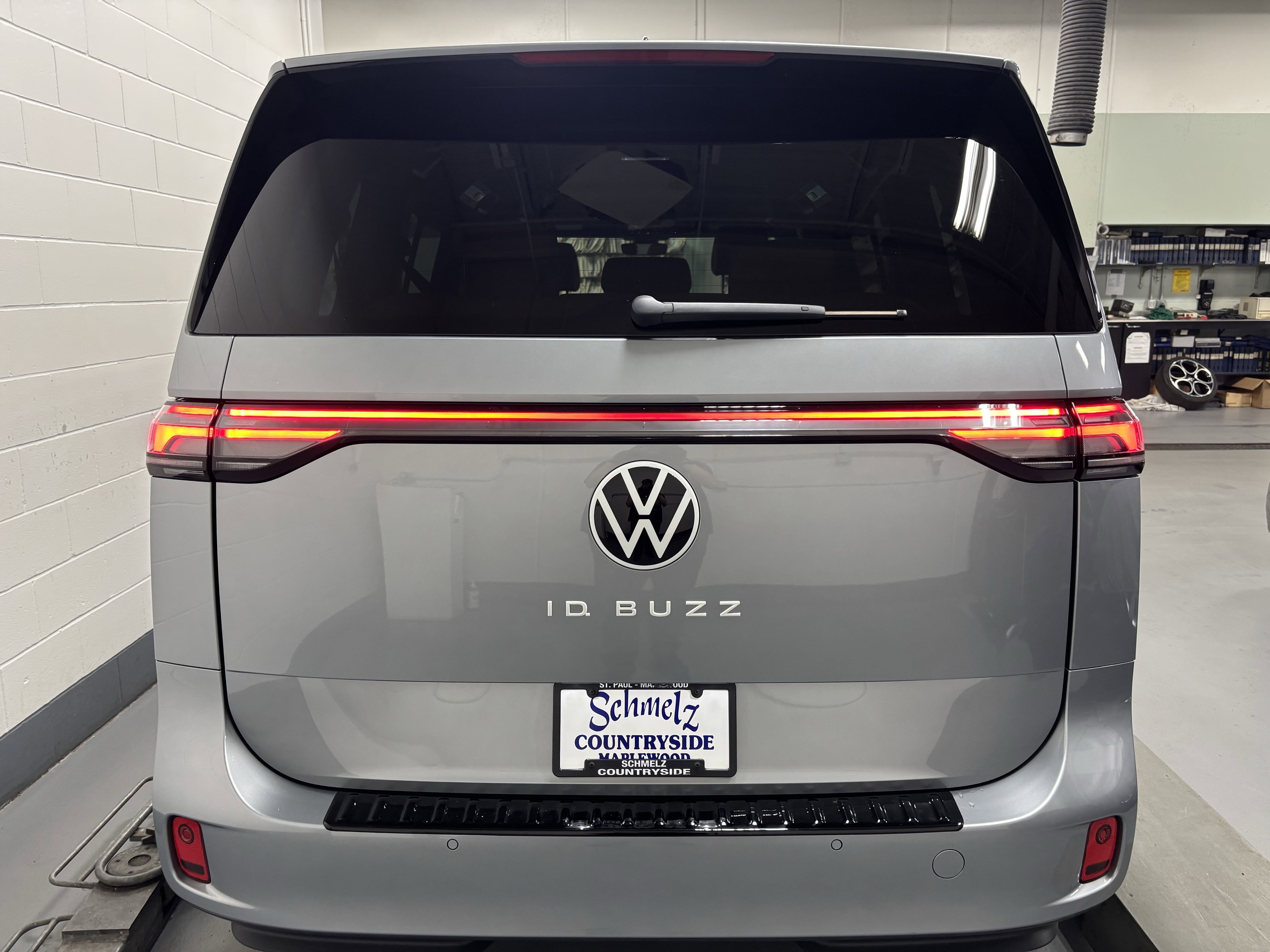 2025 Volkswagen ID. Buzz Pro S