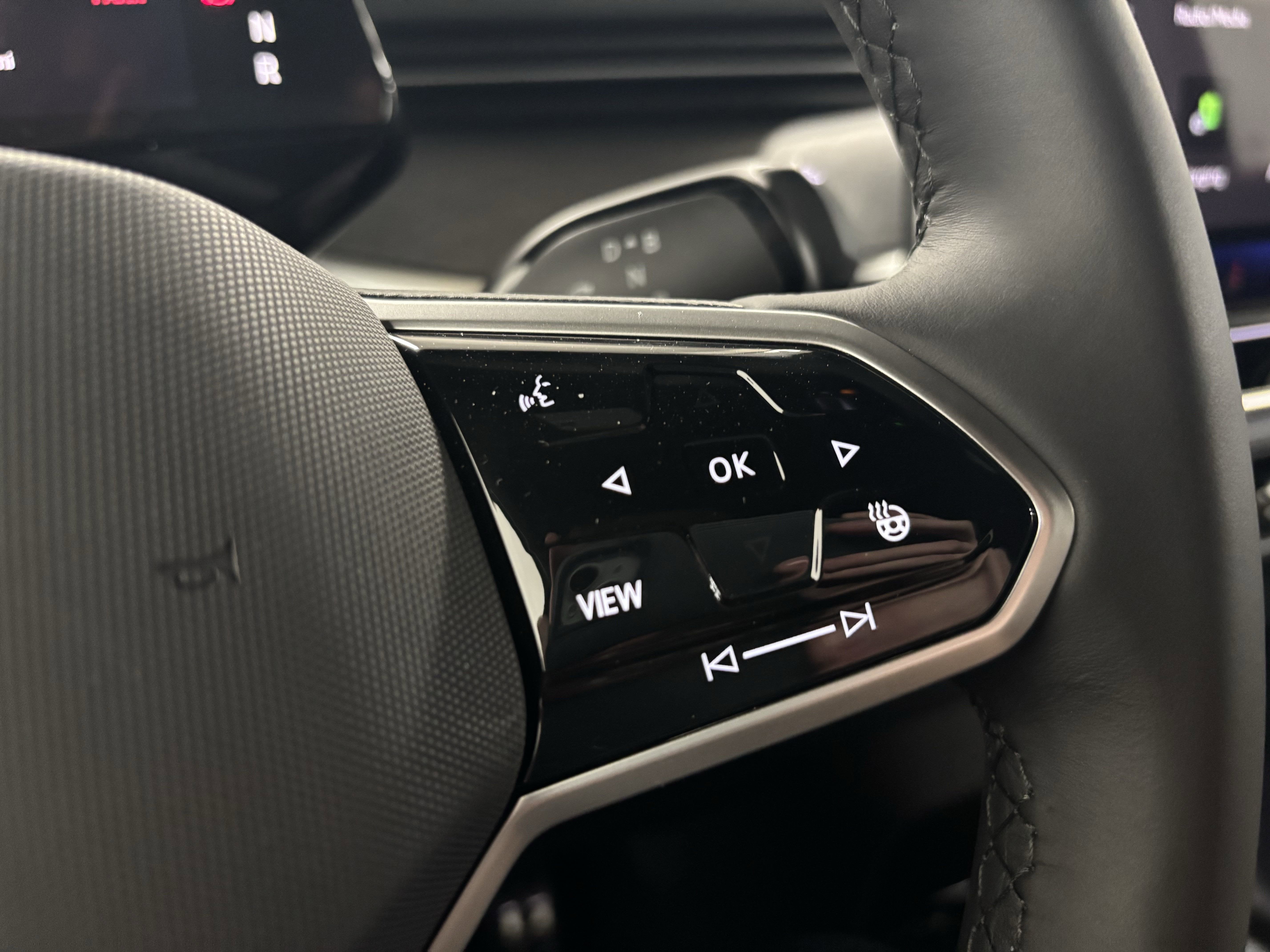 2025 Volkswagen ID. Buzz Pro S