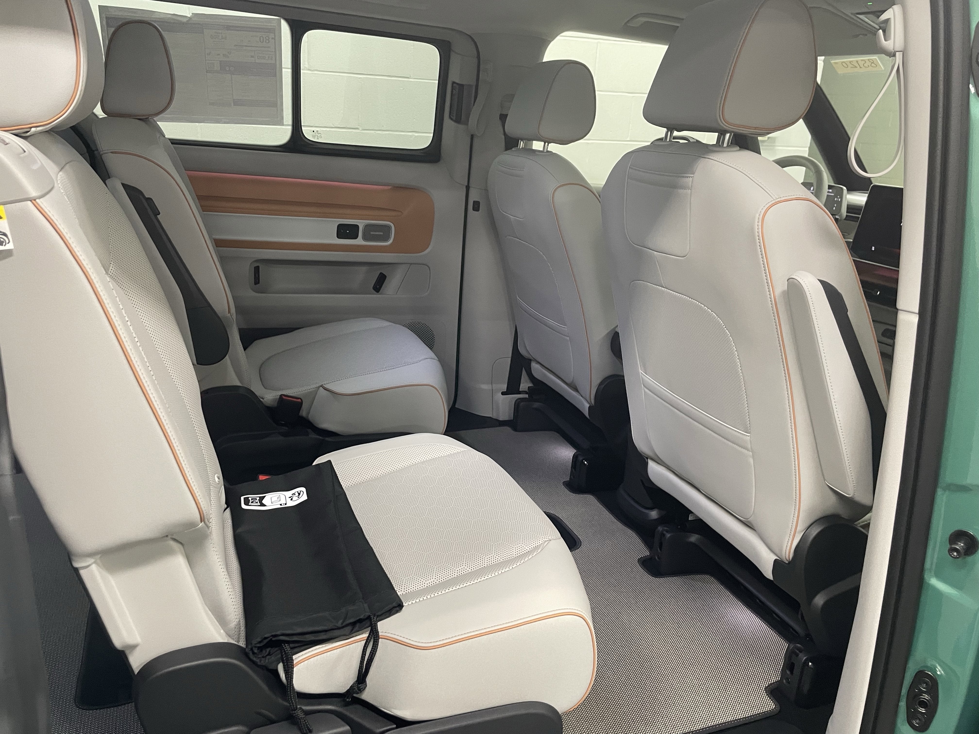 2025 Volkswagen ID. Buzz Pro S Plus