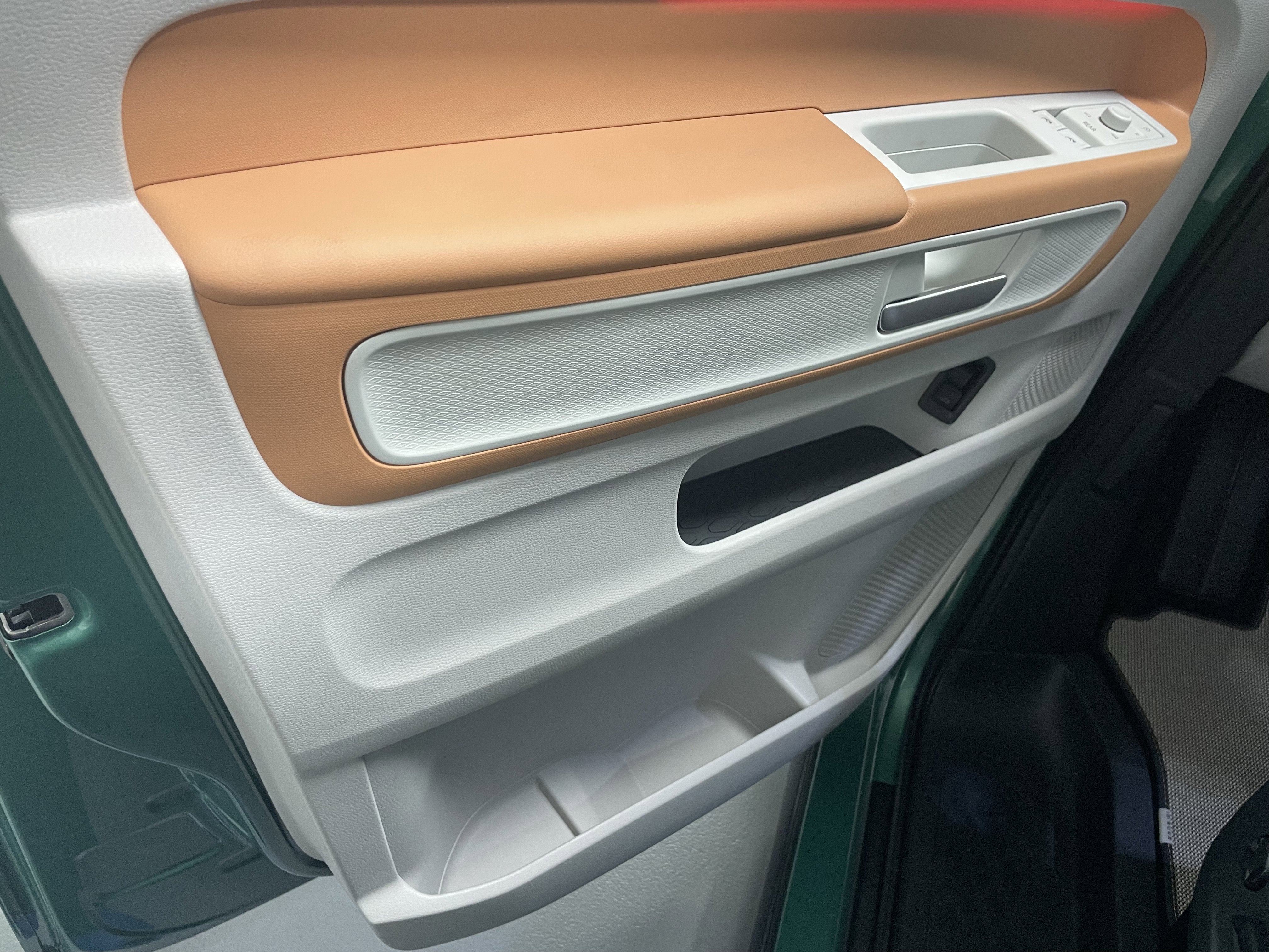 2025 Volkswagen ID. Buzz Pro S Plus