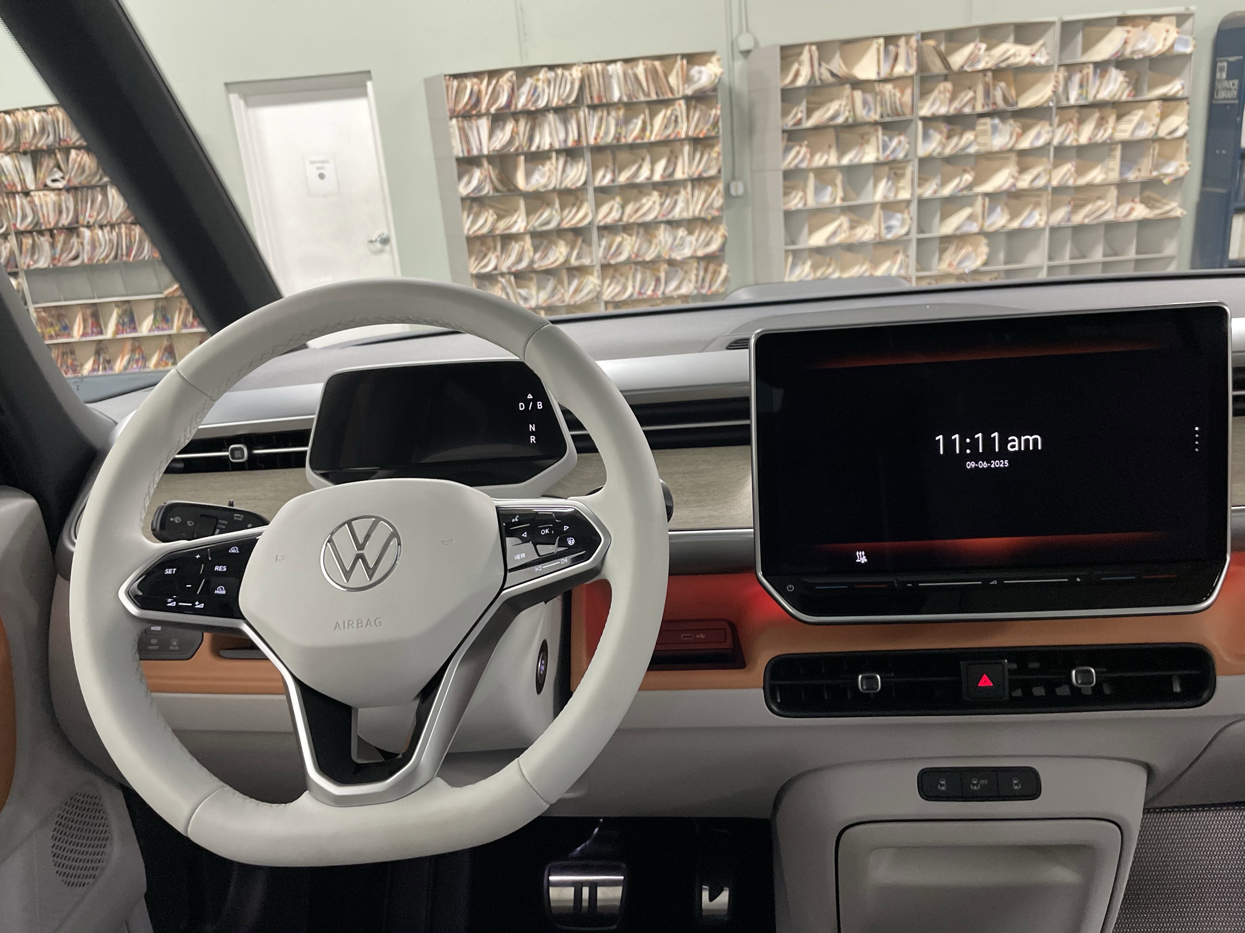 2025 Volkswagen ID. Buzz Pro S Plus