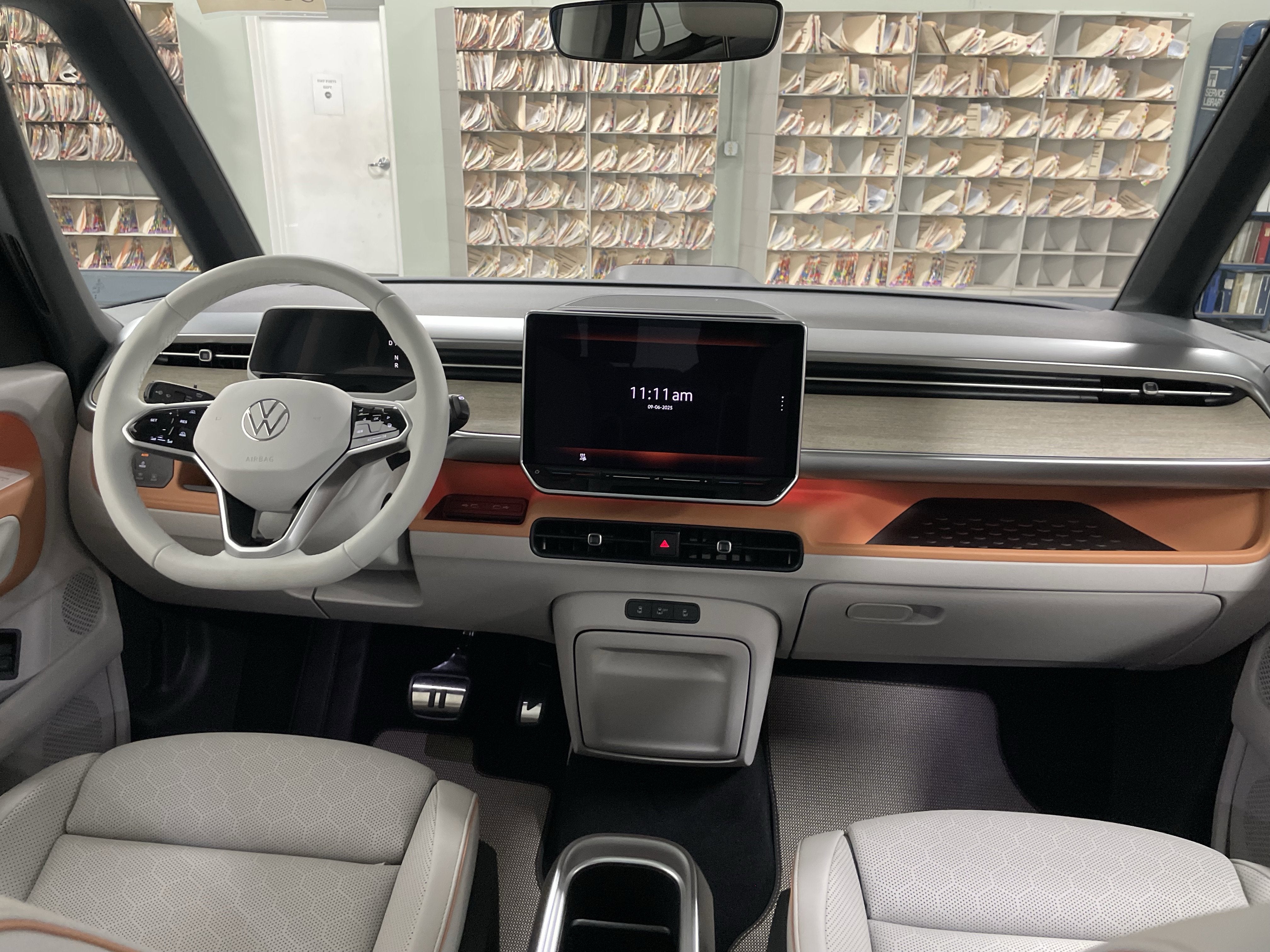 2025 Volkswagen ID. Buzz Pro S Plus