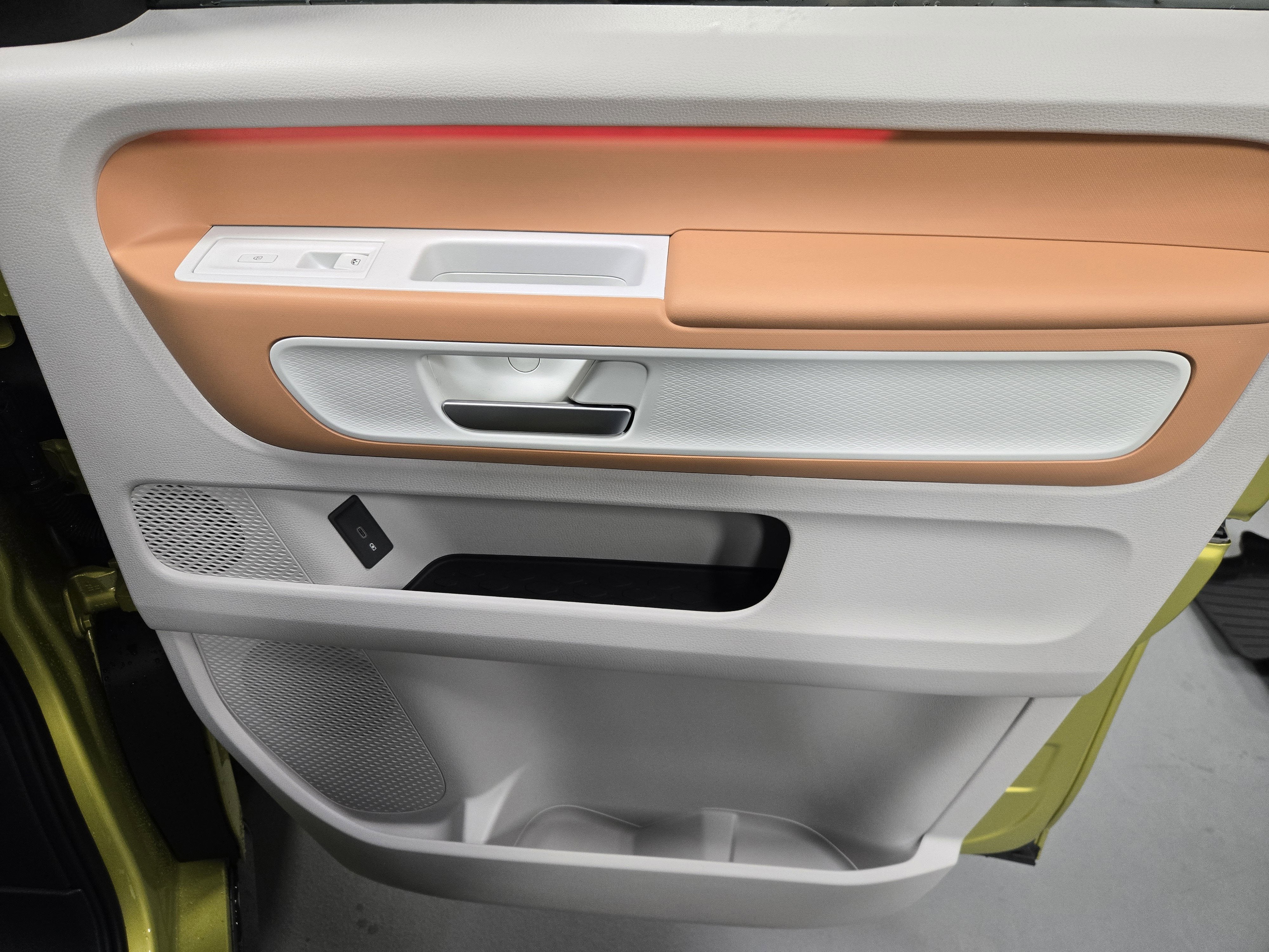 2025 Volkswagen ID. Buzz Pro S Plus